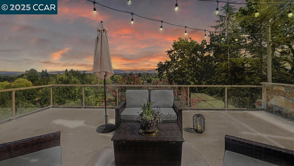 Detail Gallery Image 29 of 60 For 800 Hamilton Dr, Pleasant Hill,  CA 94523 - 4 Beds | 4 Baths