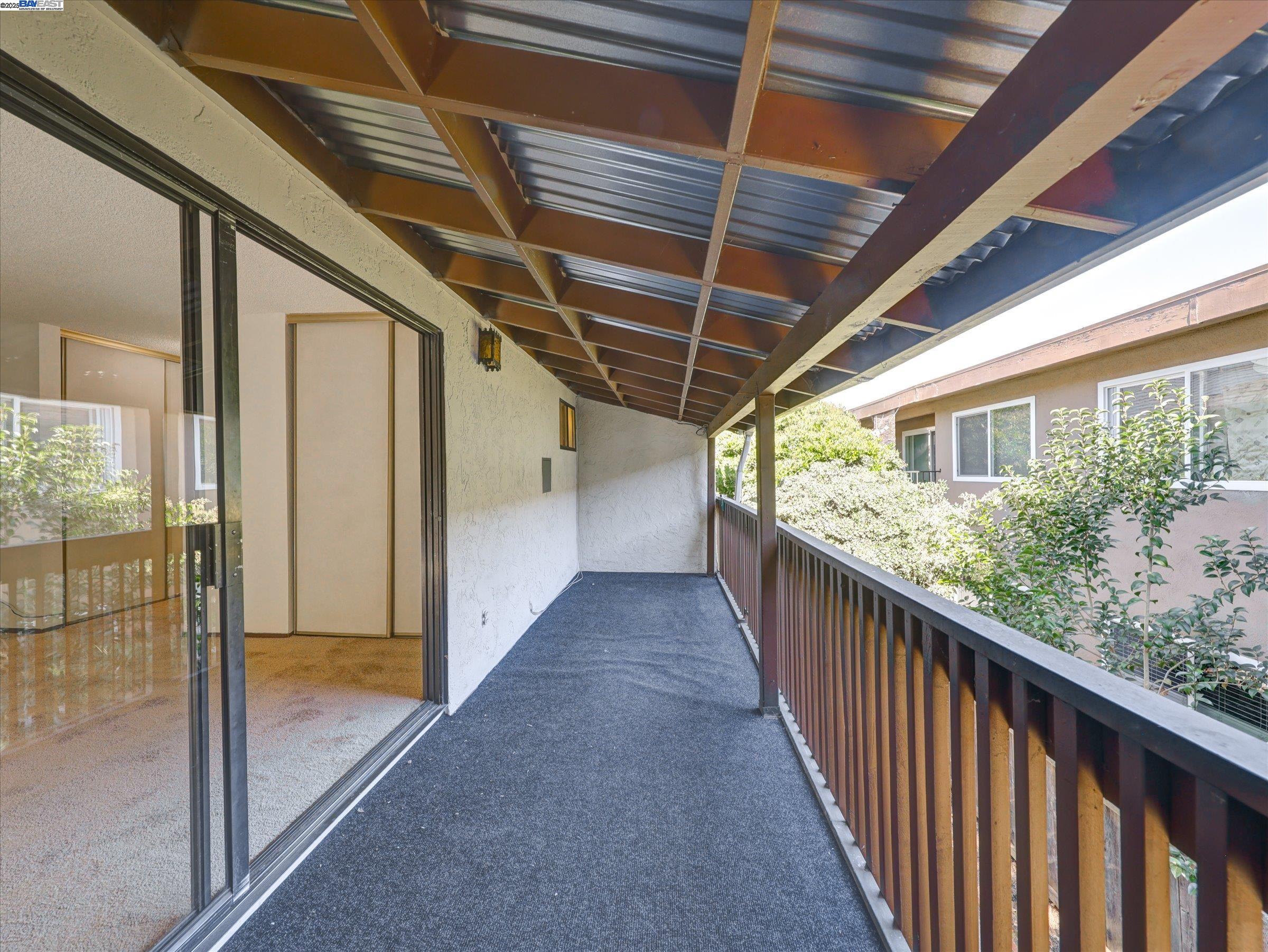 Detail Gallery Image 10 of 20 For 1430 Gordon St, Redwood City,  CA 94061 - 3 Beds | 2/1 Baths
