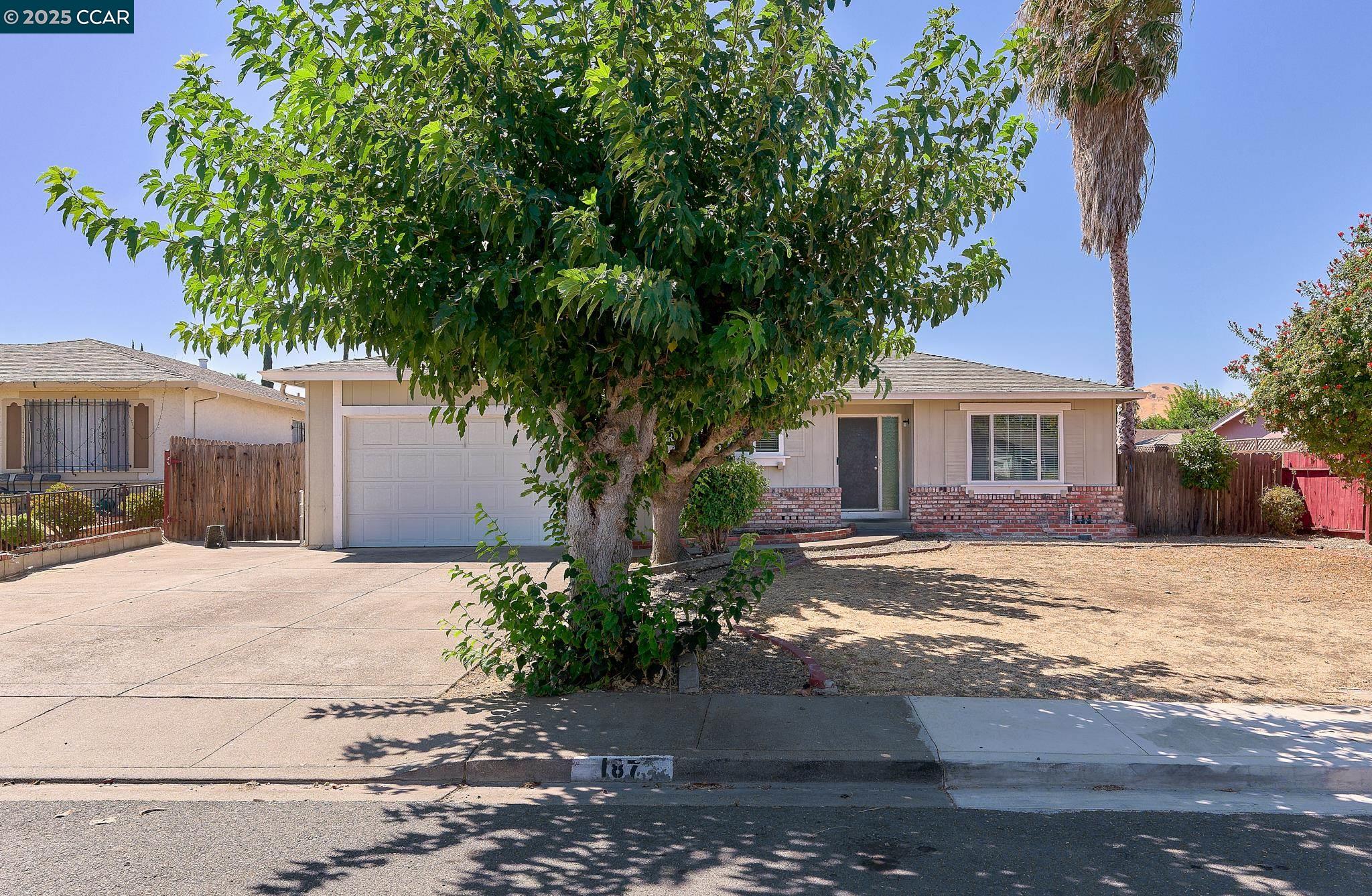 Detail Gallery Image 1 of 25 For 187 Atherton Ave, Pittsburg,  CA 94565 - 4 Beds | 2 Baths