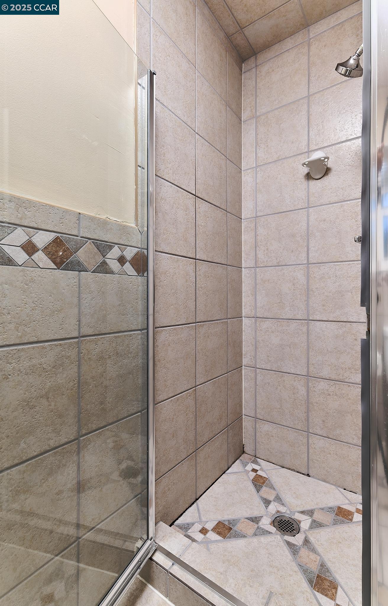 Detail Gallery Image 6 of 25 For 187 Atherton Ave, Pittsburg,  CA 94565 - 4 Beds | 2 Baths