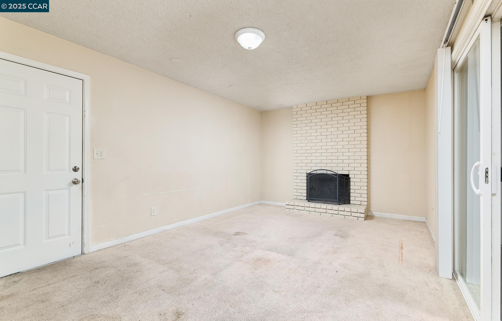 Detail Gallery Image 10 of 25 For 187 Atherton Ave, Pittsburg,  CA 94565 - 4 Beds | 2 Baths