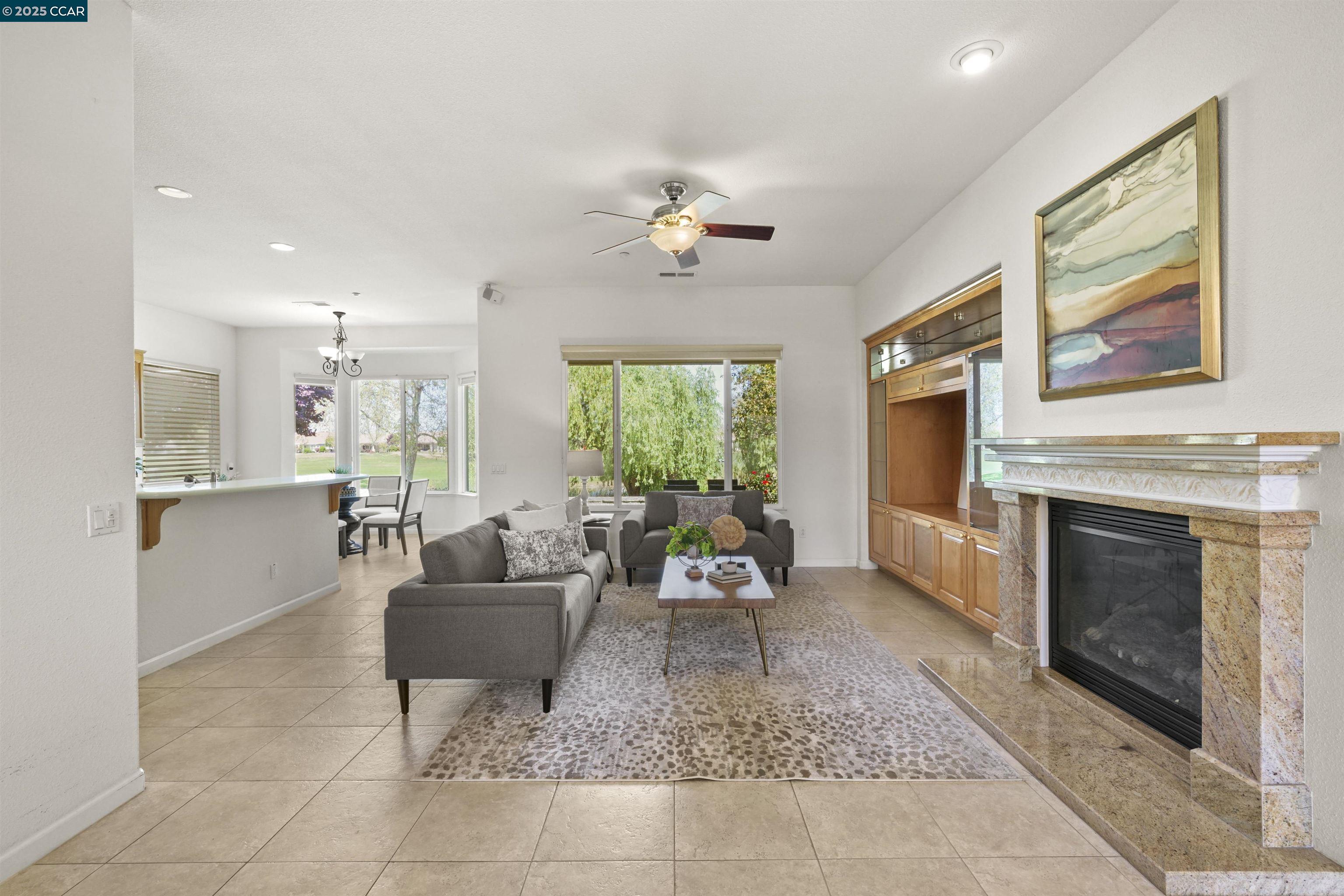 Detail Gallery Image 9 of 59 For 1129 Jonagold Way, Brentwood,  CA 94513 - 3 Beds | 2/1 Baths