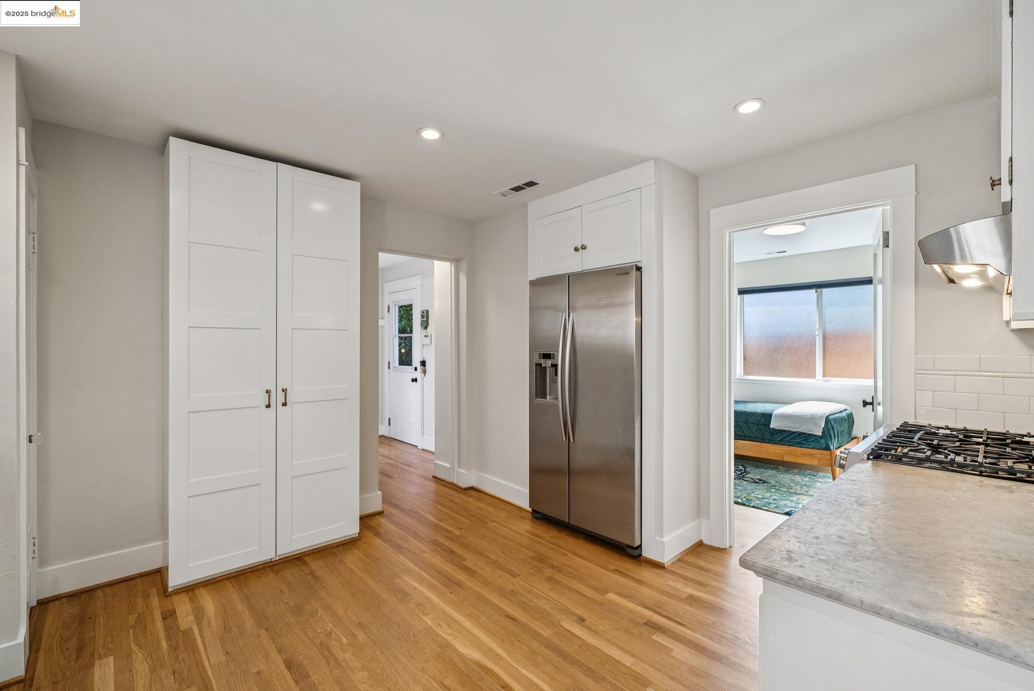 Detail Gallery Image 28 of 60 For 1112 Ward St, Berkeley,  CA 94702 - 3 Beds | 2 Baths