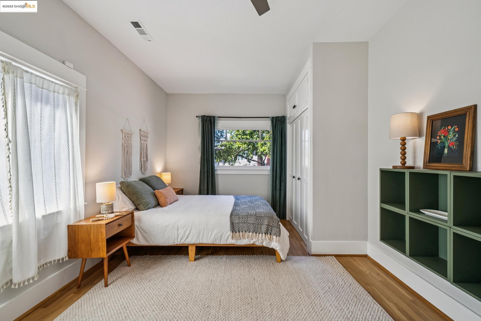 Detail Gallery Image 30 of 60 For 1112 Ward St, Berkeley,  CA 94702 - 3 Beds | 2 Baths
