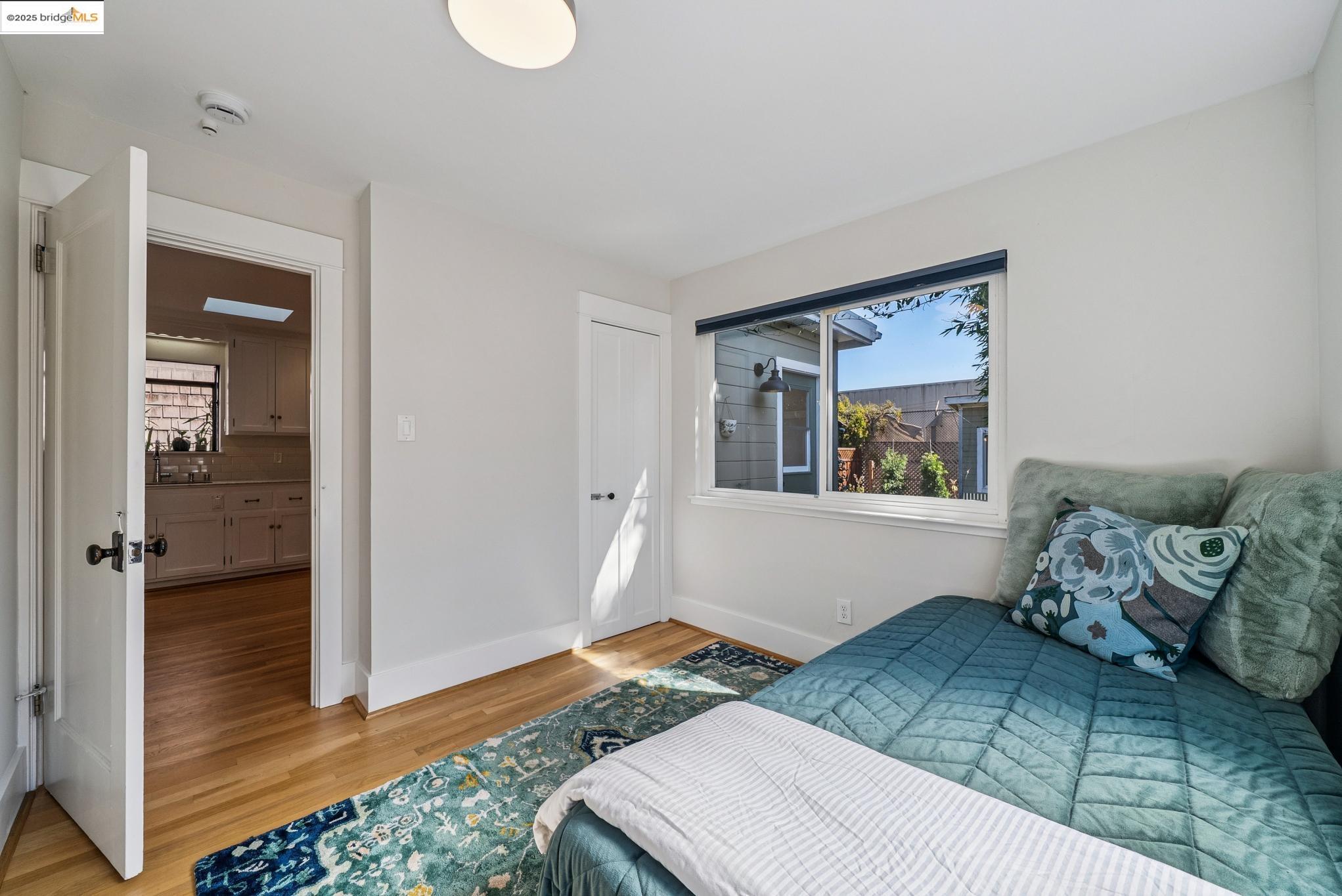Detail Gallery Image 40 of 60 For 1112 Ward St, Berkeley,  CA 94702 - 3 Beds | 2 Baths