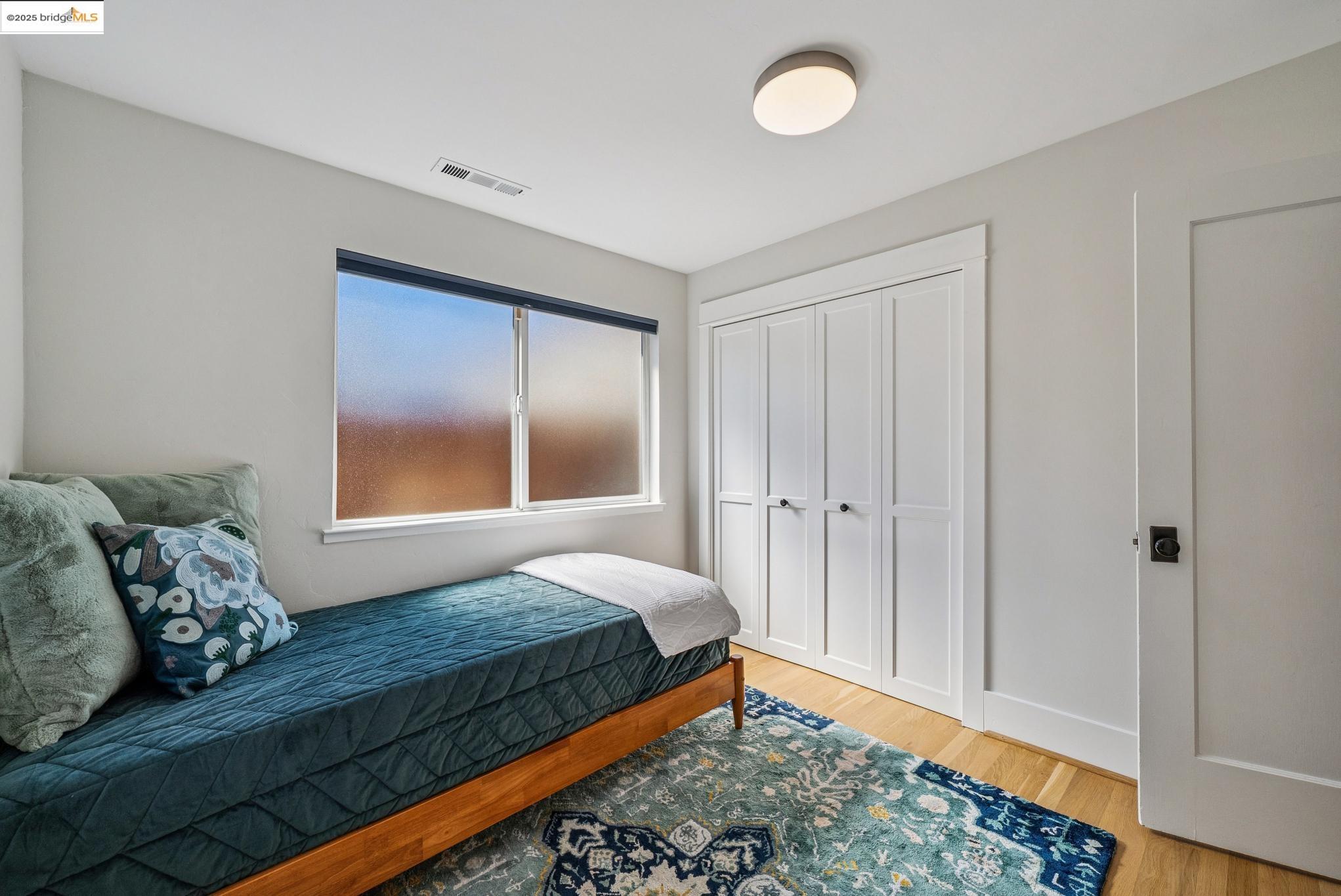 Detail Gallery Image 41 of 60 For 1112 Ward St, Berkeley,  CA 94702 - 3 Beds | 2 Baths