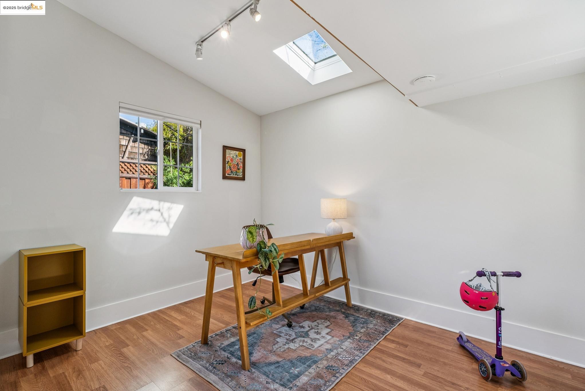 Detail Gallery Image 55 of 60 For 1112 Ward St, Berkeley,  CA 94702 - 3 Beds | 2 Baths