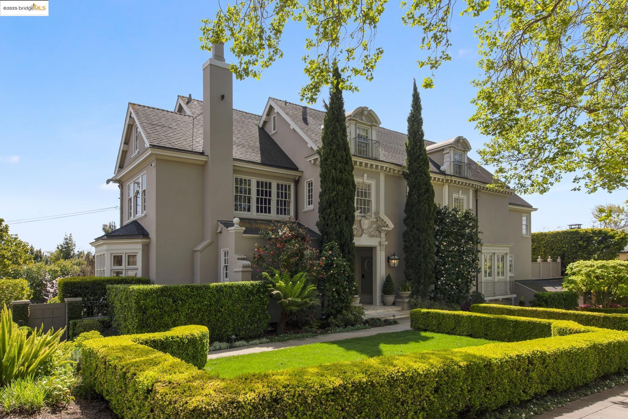 442 Pinewood Rd. 20019 CA