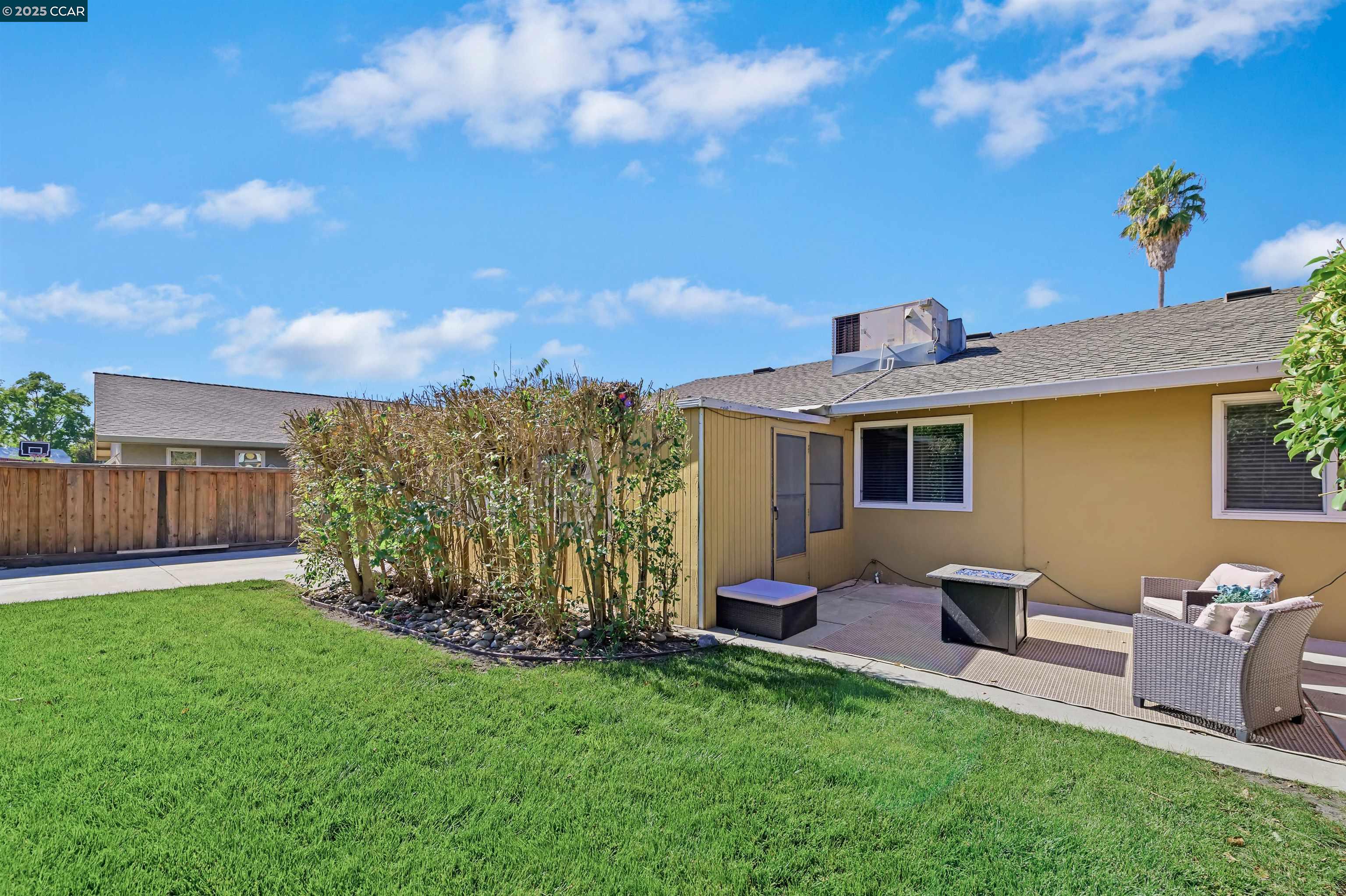 Detail Gallery Image 36 of 47 For 5179 Crocus Way, Livermore,  CA 94551 - 3 Beds | 2 Baths
