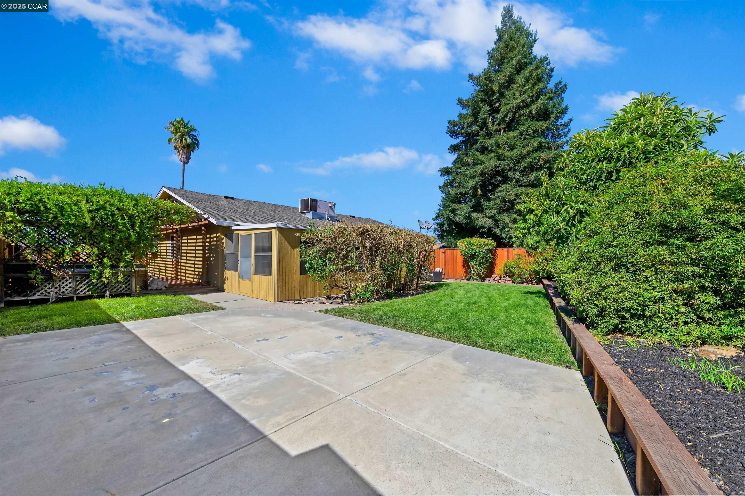 Detail Gallery Image 37 of 47 For 5179 Crocus Way, Livermore,  CA 94551 - 3 Beds | 2 Baths