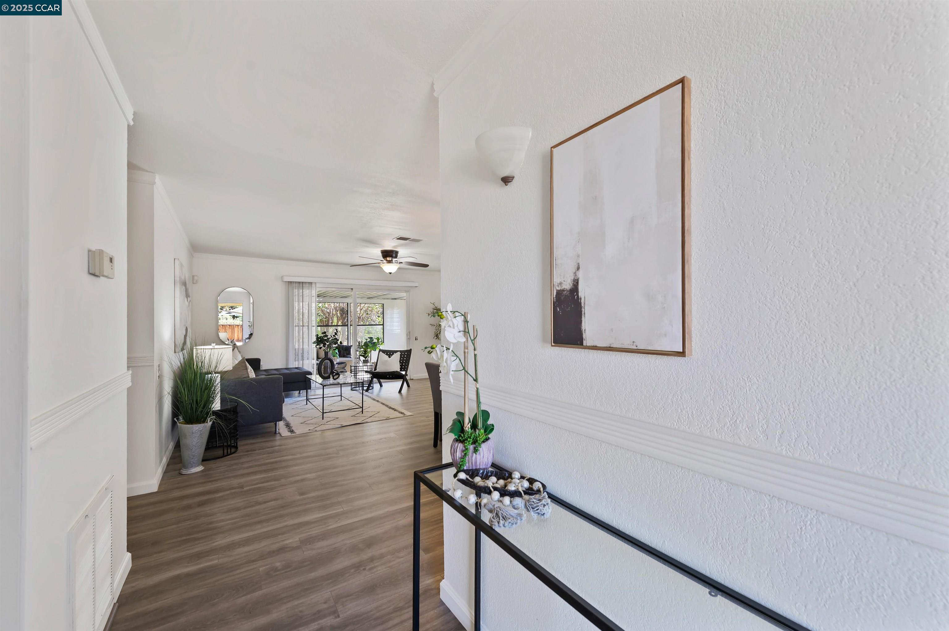 Detail Gallery Image 5 of 47 For 5179 Crocus Way, Livermore,  CA 94551 - 3 Beds | 2 Baths