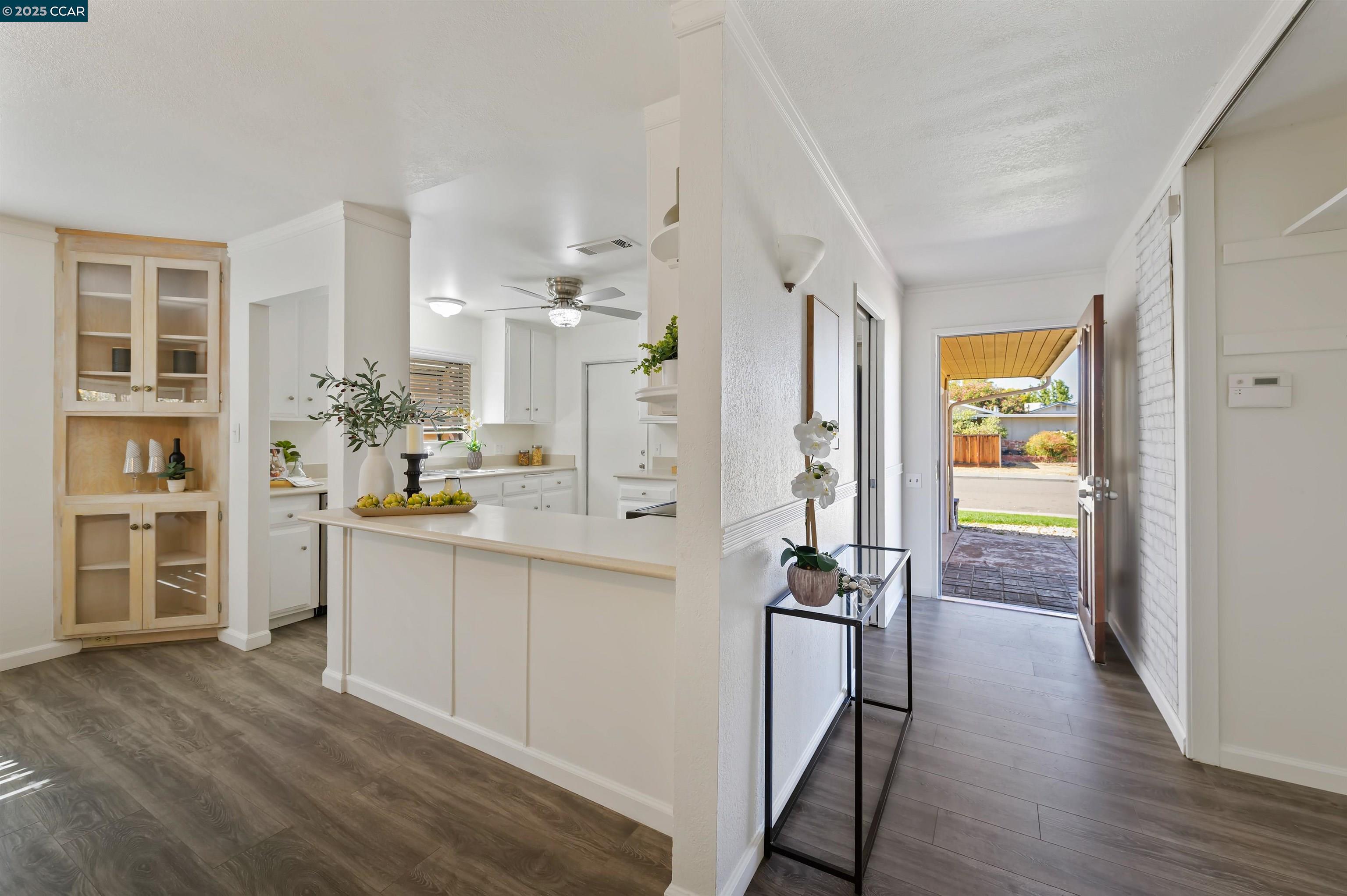 Detail Gallery Image 6 of 47 For 5179 Crocus Way, Livermore,  CA 94551 - 3 Beds | 2 Baths