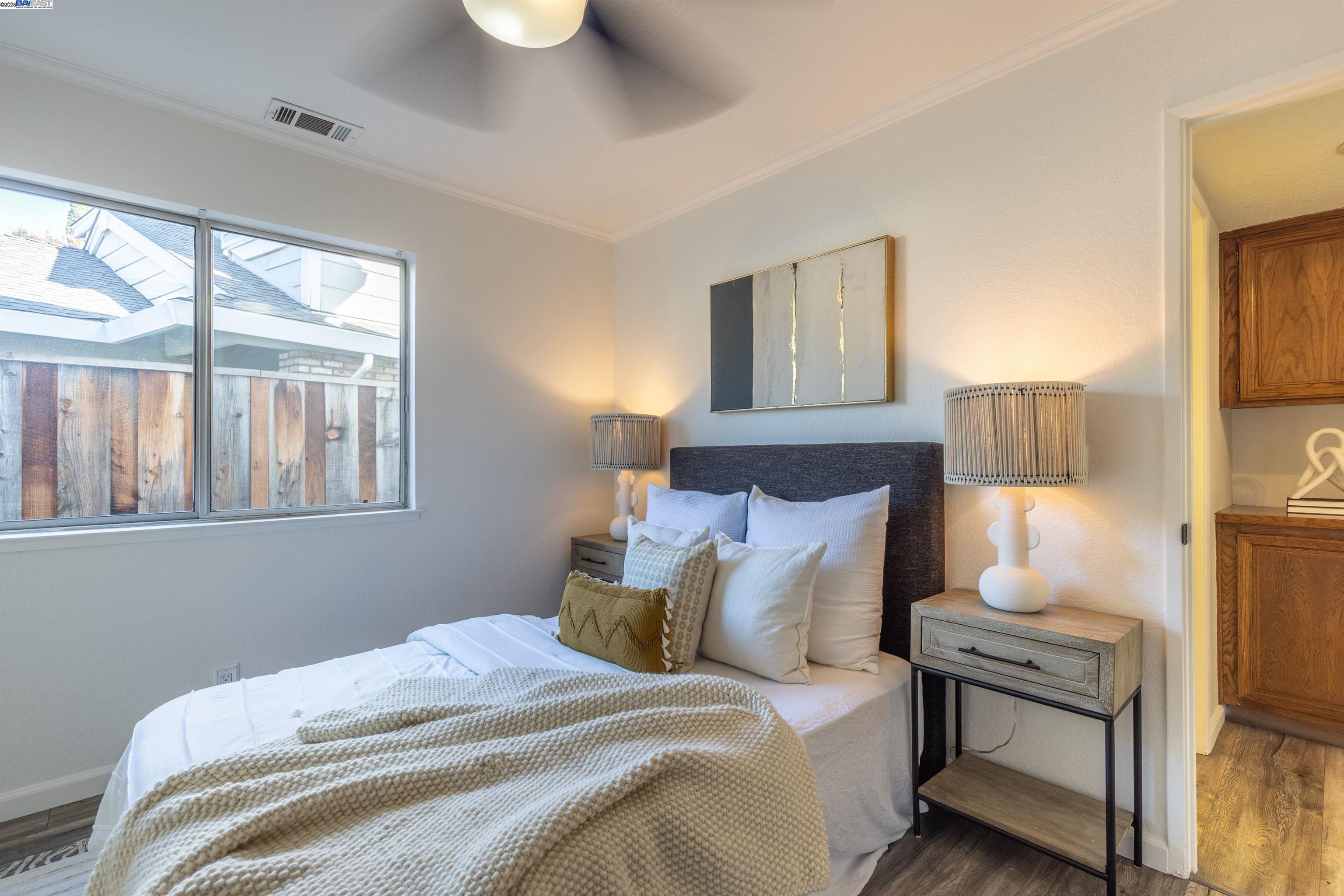 Detail Gallery Image 12 of 42 For 6056 Corte Encinas, Pleasanton,  CA 94566 - 2 Beds | 2 Baths