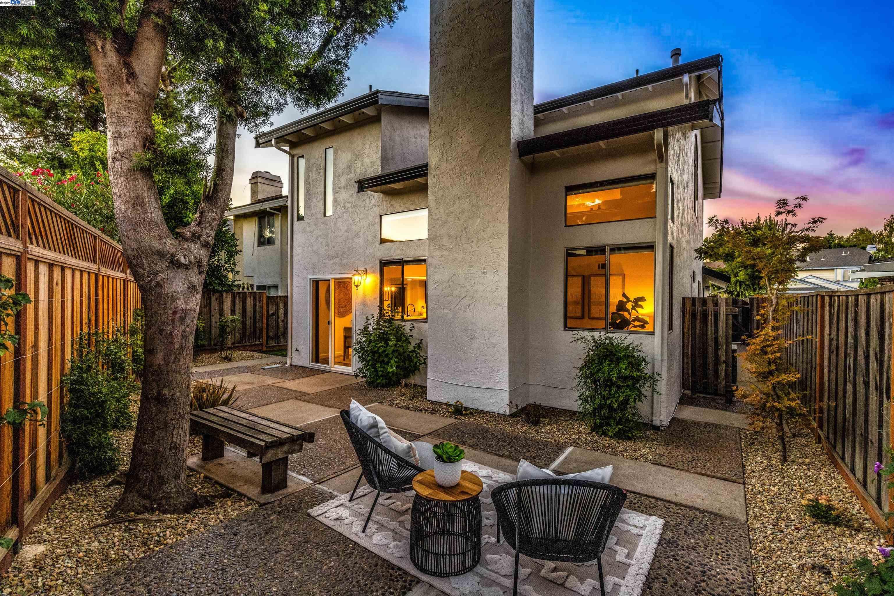 Detail Gallery Image 28 of 42 For 6056 Corte Encinas, Pleasanton,  CA 94566 - 2 Beds | 2 Baths