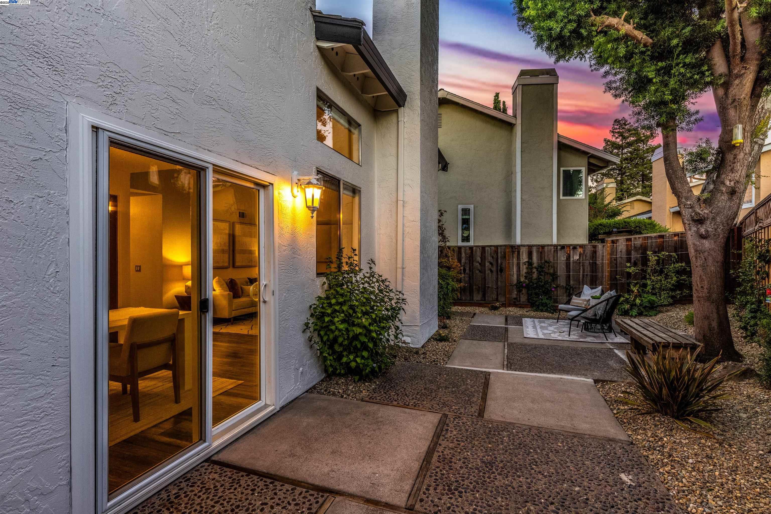 Detail Gallery Image 30 of 42 For 6056 Corte Encinas, Pleasanton,  CA 94566 - 2 Beds | 2 Baths