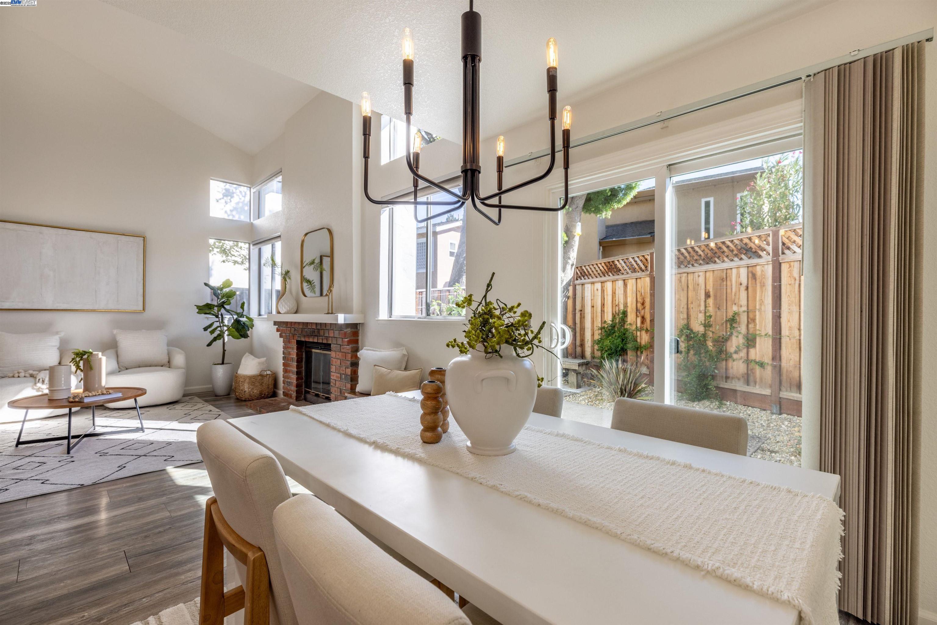Detail Gallery Image 8 of 42 For 6056 Corte Encinas, Pleasanton,  CA 94566 - 2 Beds | 2 Baths