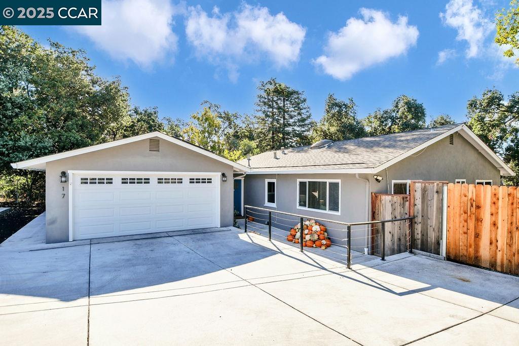Detail Gallery Image 11 of 45 For 500 Creekside Rd., Pleasant Hill,  CA 94523 - 5 Beds | 3 Baths