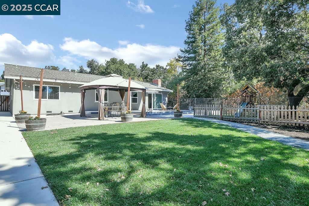 Detail Gallery Image 40 of 45 For 500 Creekside Rd., Pleasant Hill,  CA 94523 - 5 Beds | 3 Baths