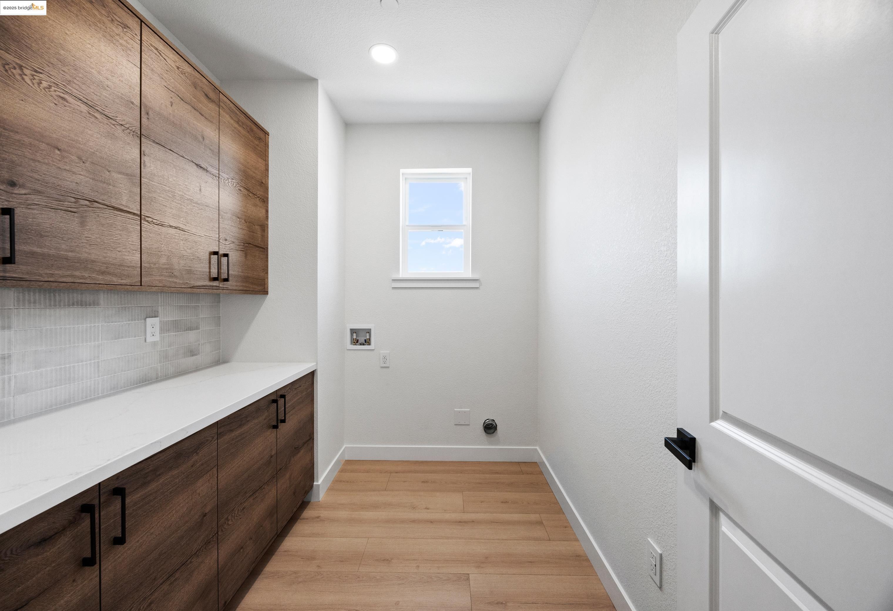 Detail Gallery Image 28 of 39 For 4510 Coyote Dr., Ione,  CA 95640 - 3 Beds | 2/1 Baths