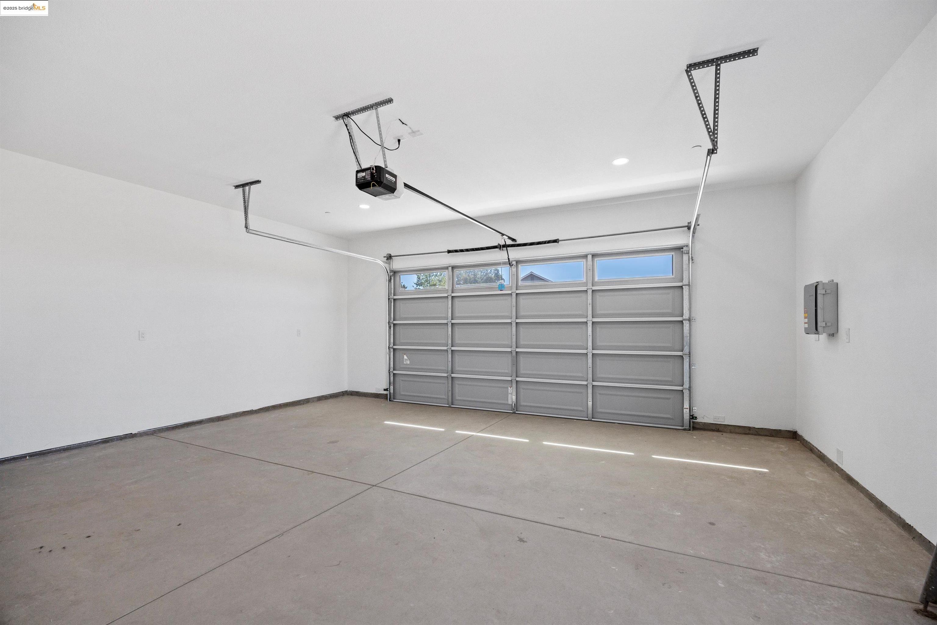 Detail Gallery Image 34 of 39 For 4510 Coyote Dr., Ione,  CA 95640 - 3 Beds | 2/1 Baths