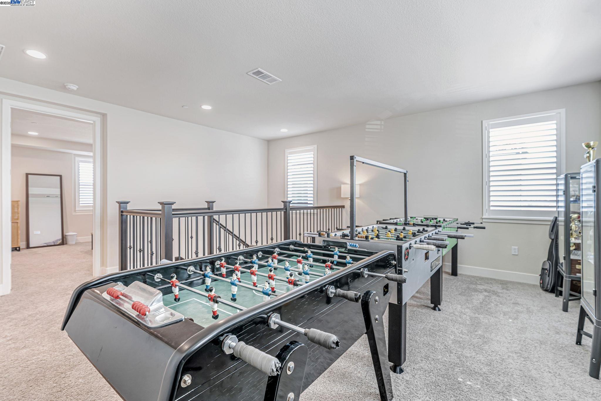 Detail Gallery Image 23 of 36 For 5645 Sierra Trail Way, Antioch,  CA 94531 - 4 Beds | 3/1 Baths