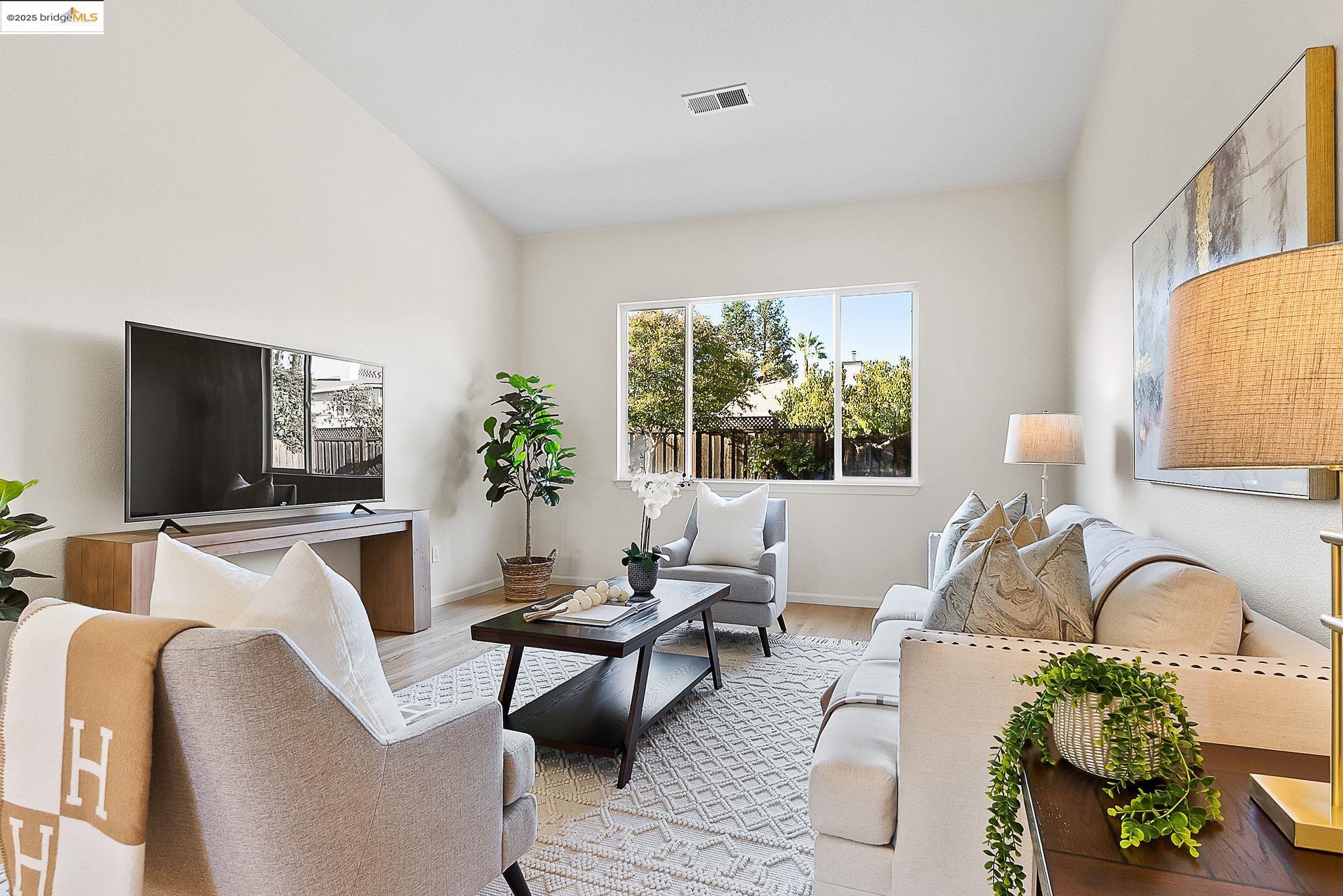Detail Gallery Image 4 of 41 For 511 Maggiore Ct, Brentwood,  CA 94513 - 5 Beds | 3 Baths