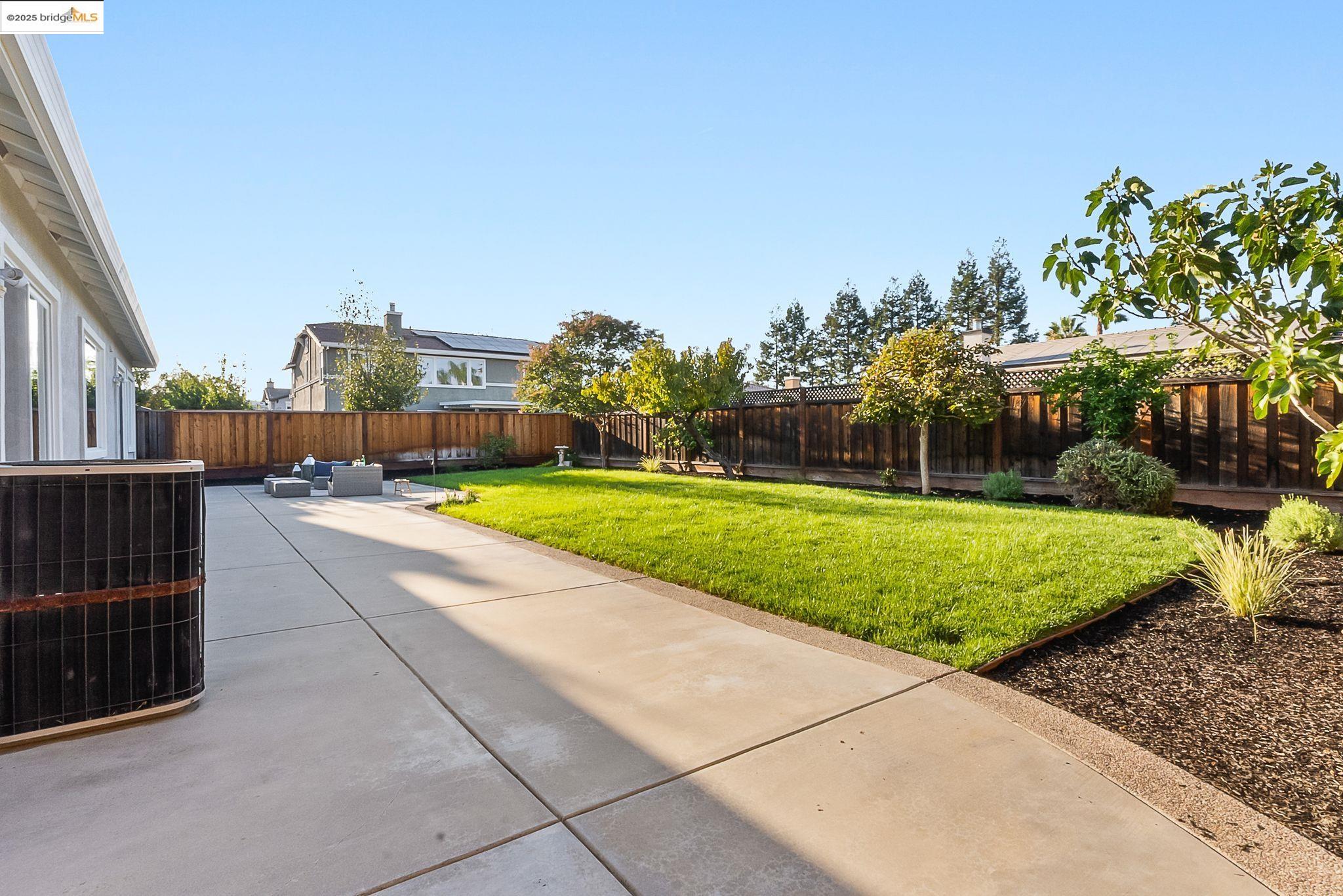 Detail Gallery Image 36 of 41 For 511 Maggiore Ct, Brentwood,  CA 94513 - 5 Beds | 3 Baths