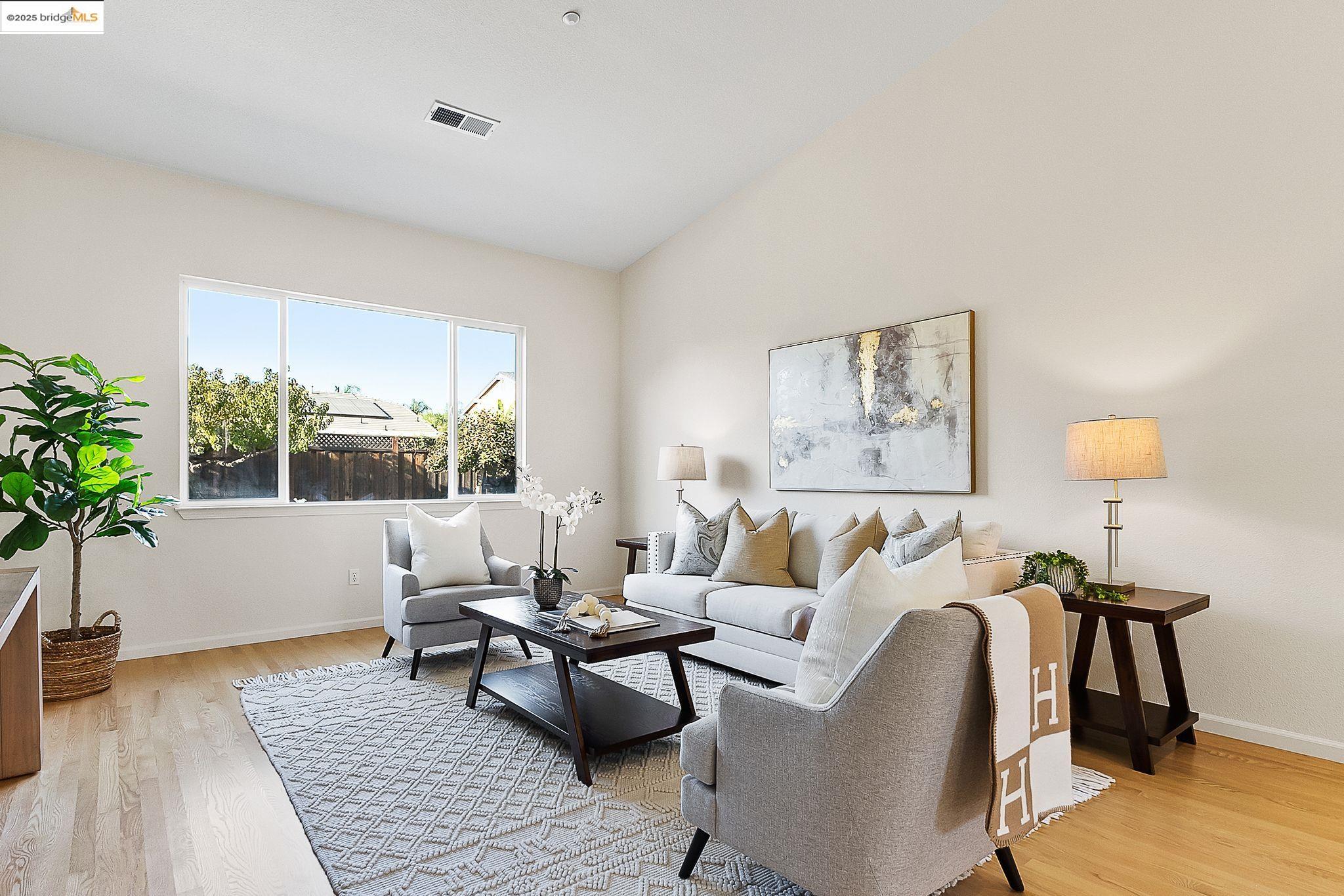 Detail Gallery Image 6 of 41 For 511 Maggiore Ct, Brentwood,  CA 94513 - 5 Beds | 3 Baths