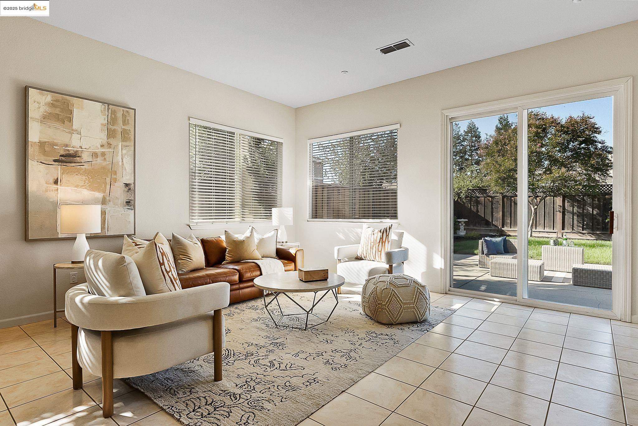 Detail Gallery Image 7 of 41 For 511 Maggiore Ct, Brentwood,  CA 94513 - 5 Beds | 3 Baths