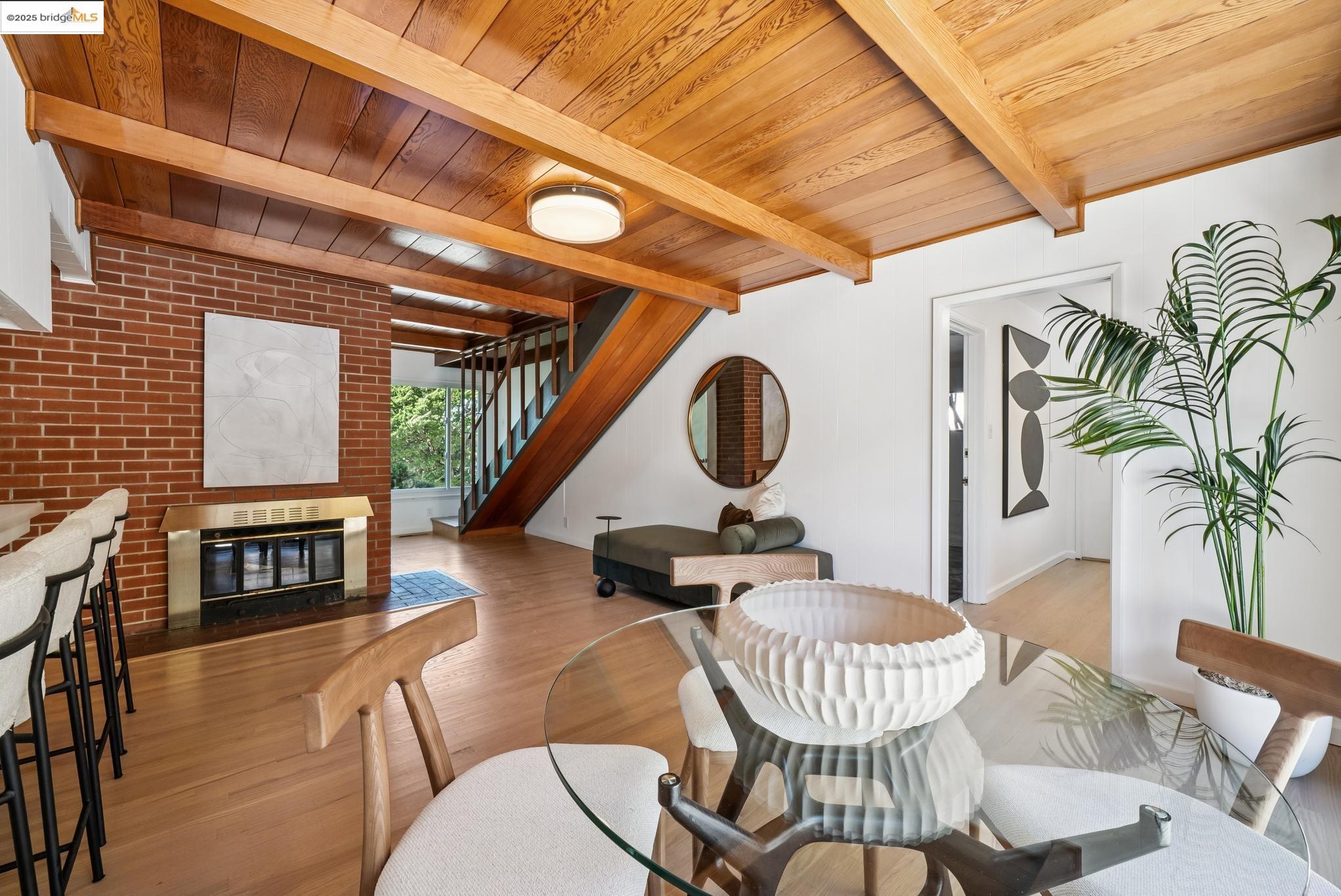 Detail Gallery Image 22 of 53 For 1230 Brewster Dr., El Cerrito,  CA 94530 - 4 Beds | 2 Baths