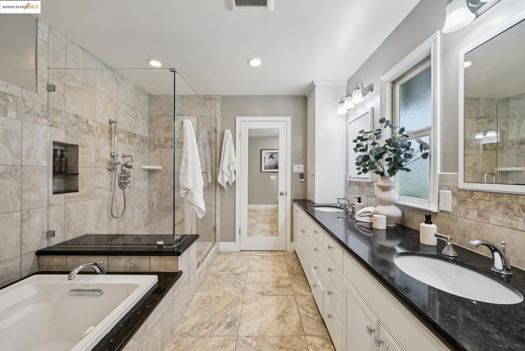 Detail Gallery Image 29 of 53 For 1230 Brewster Dr., El Cerrito,  CA 94530 - 4 Beds | 2 Baths