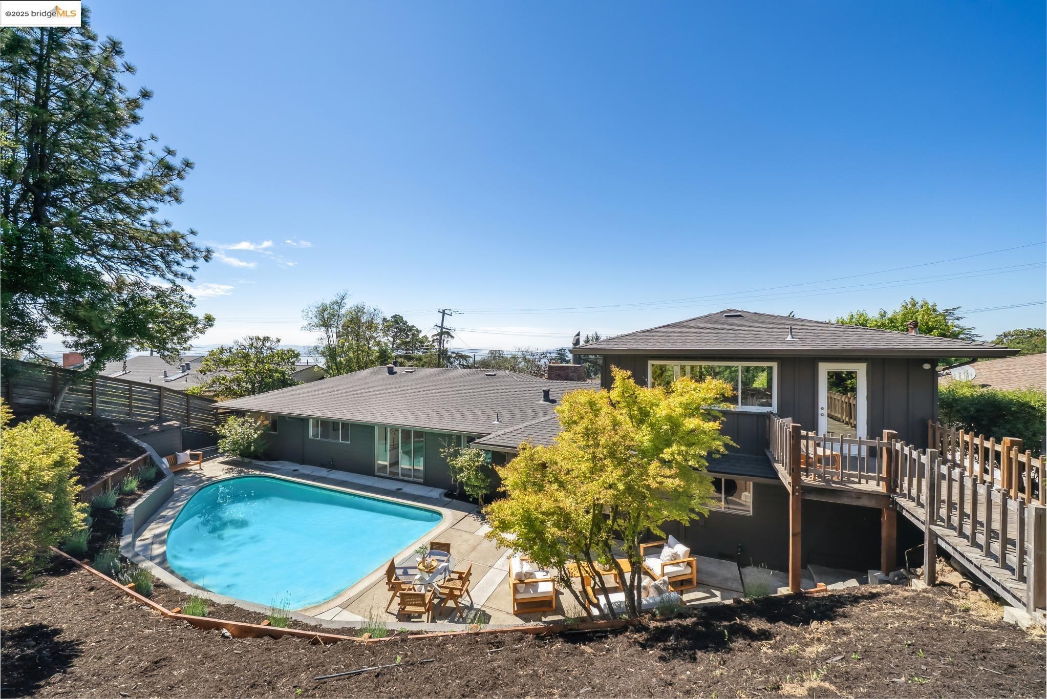 Detail Gallery Image 47 of 53 For 1230 Brewster Dr., El Cerrito,  CA 94530 - 4 Beds | 2 Baths