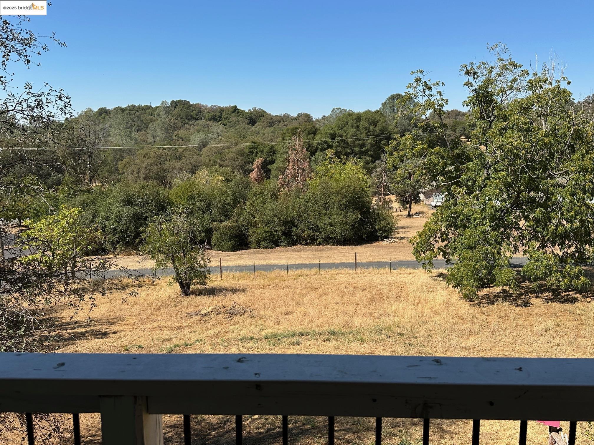 Detail Gallery Image 2 of 39 For 20215 Peaceful Oak Road, Sonora,  CA 95370 - 3 Beds | 2/1 Baths