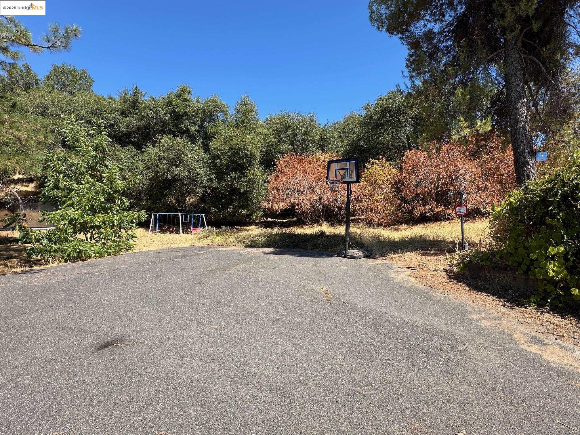 Detail Gallery Image 24 of 39 For 20215 Peaceful Oak Road, Sonora,  CA 95370 - 3 Beds | 2/1 Baths