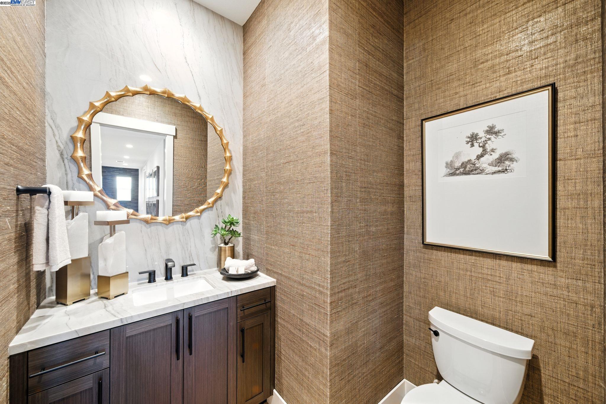 Detail Gallery Image 17 of 55 For 1683 S Wren Street, Dublin,  CA 94568 - 5 Beds | 5/2 Baths