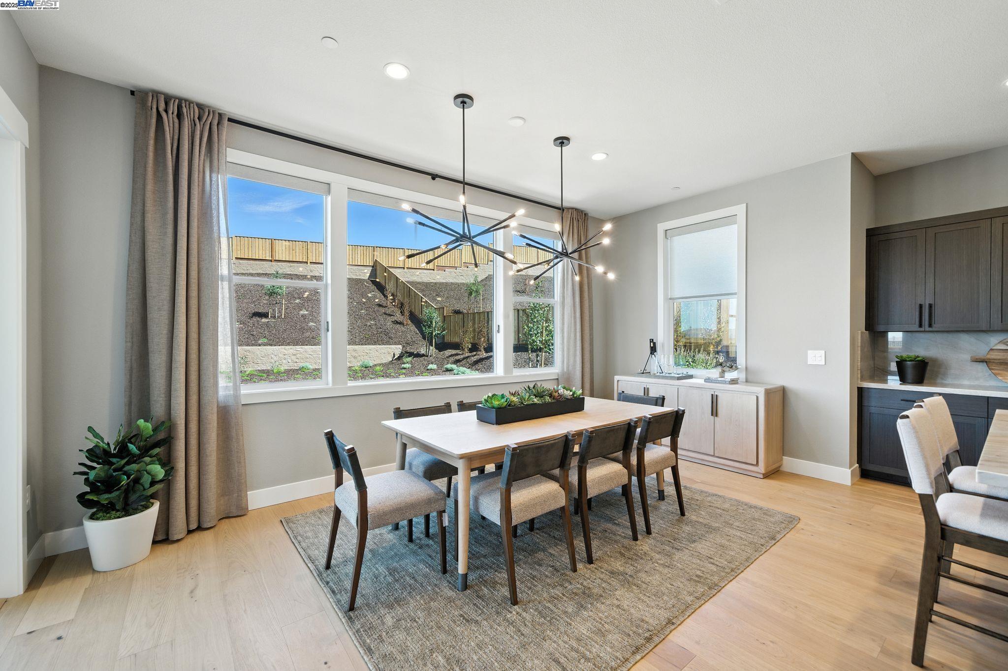Detail Gallery Image 28 of 55 For 1683 S Wren Street, Dublin,  CA 94568 - 5 Beds | 5/2 Baths