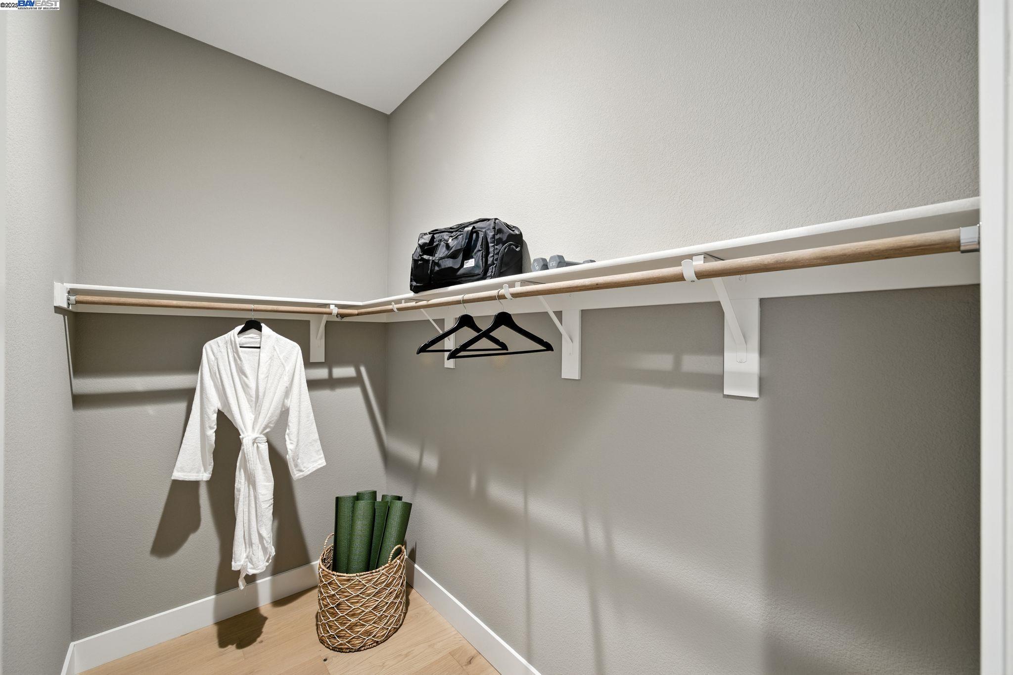 Detail Gallery Image 31 of 55 For 1683 S Wren Street, Dublin,  CA 94568 - 5 Beds | 5/2 Baths