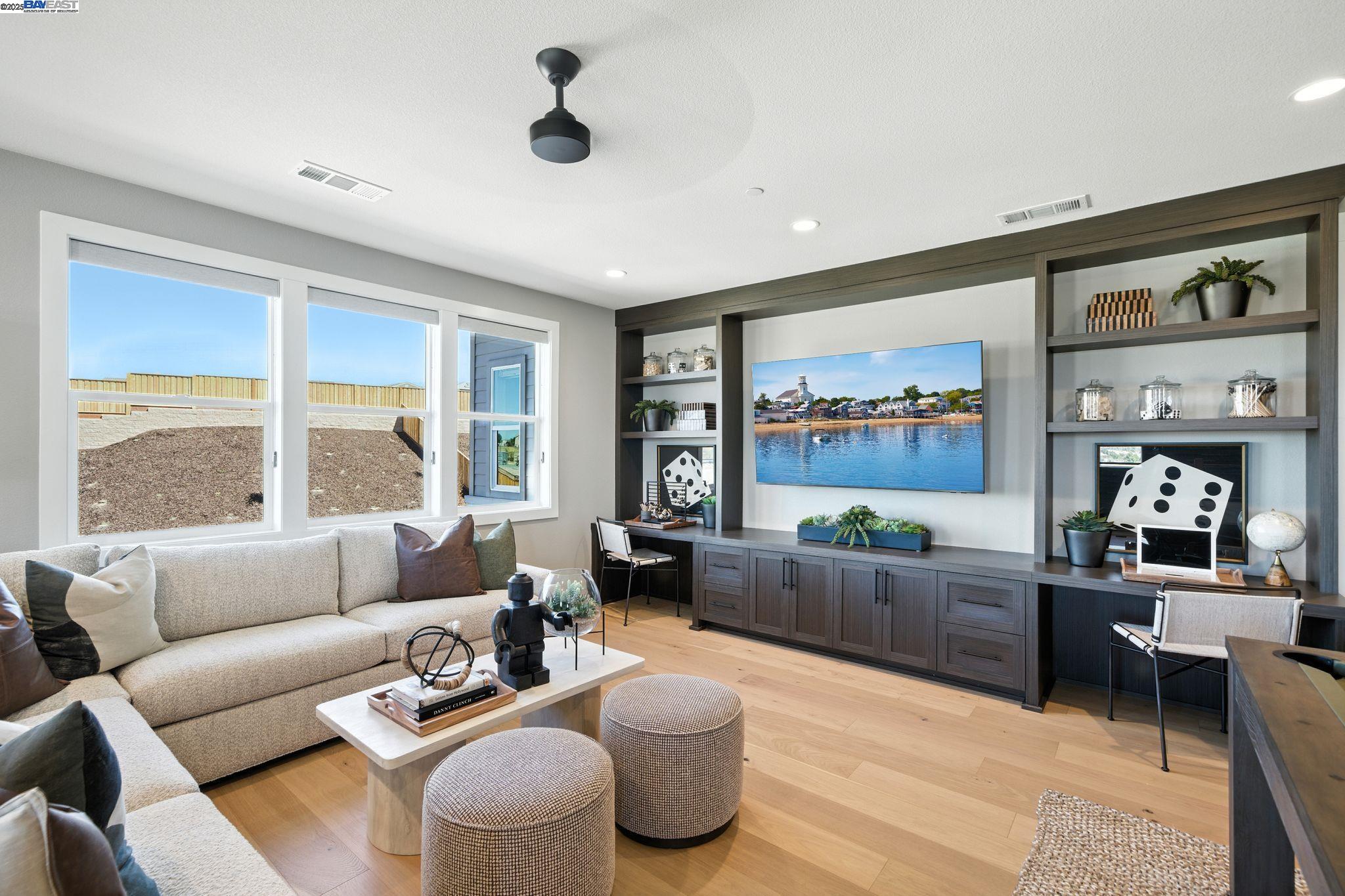 Detail Gallery Image 39 of 55 For 1683 S Wren Street, Dublin,  CA 94568 - 5 Beds | 5/2 Baths