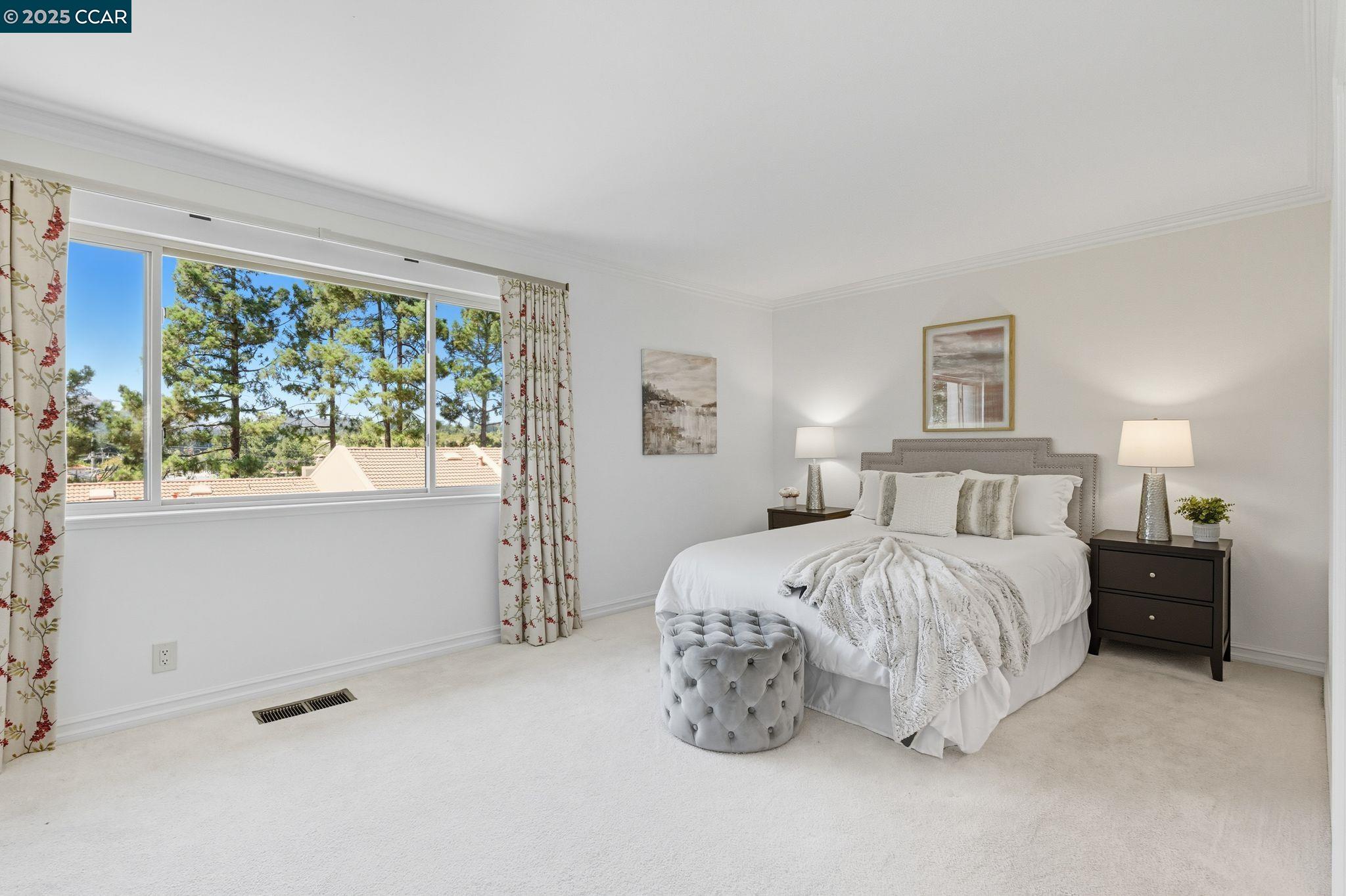 Detail Gallery Image 14 of 32 For 1585 Moraga Way, Moraga,  CA 94556 - 3 Beds | 2/1 Baths