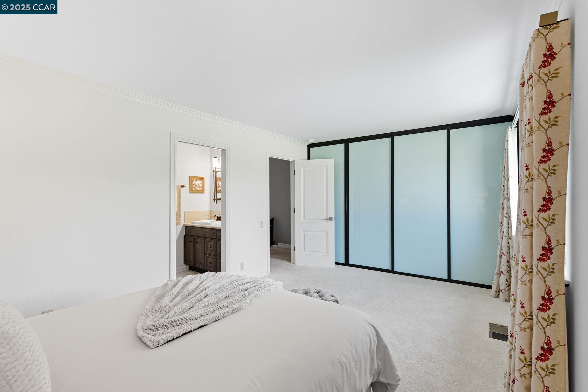 Detail Gallery Image 15 of 32 For 1585 Moraga Way, Moraga,  CA 94556 - 3 Beds | 2/1 Baths