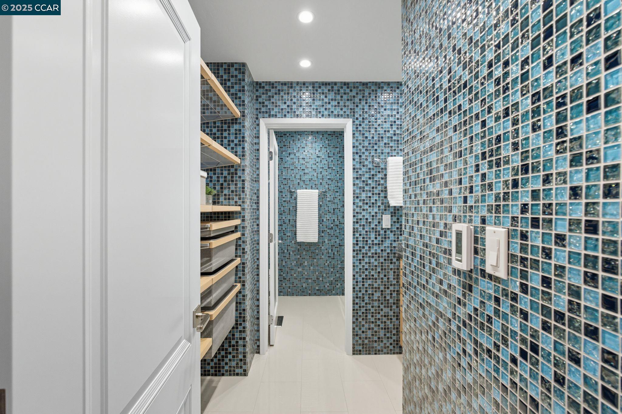 Detail Gallery Image 20 of 32 For 1585 Moraga Way, Moraga,  CA 94556 - 3 Beds | 2/1 Baths