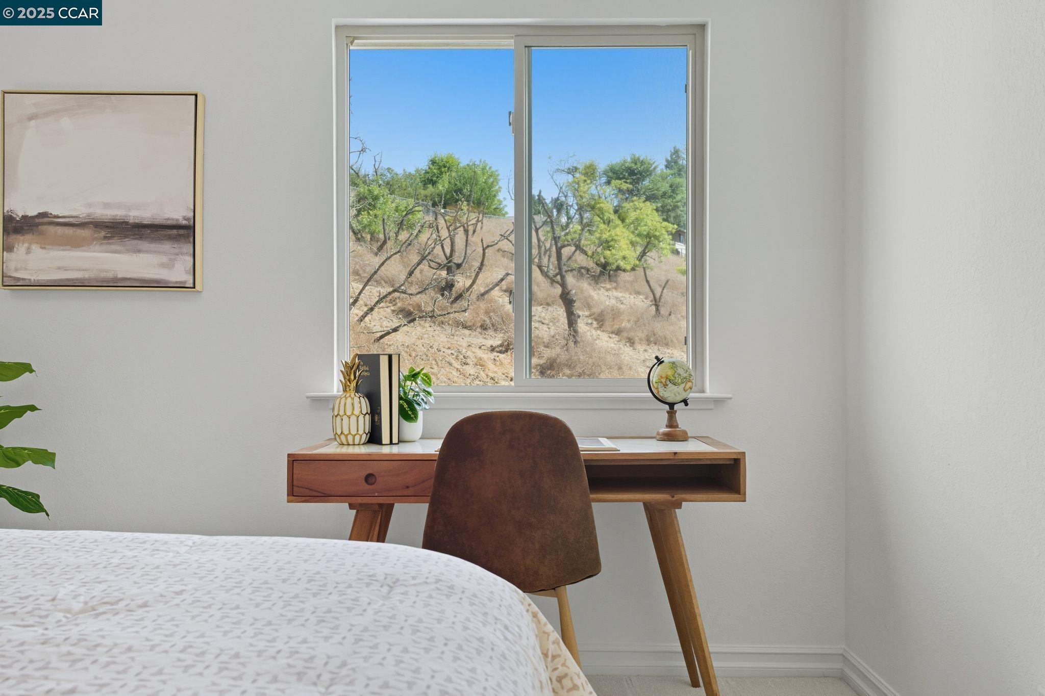 Detail Gallery Image 23 of 32 For 1585 Moraga Way, Moraga,  CA 94556 - 3 Beds | 2/1 Baths