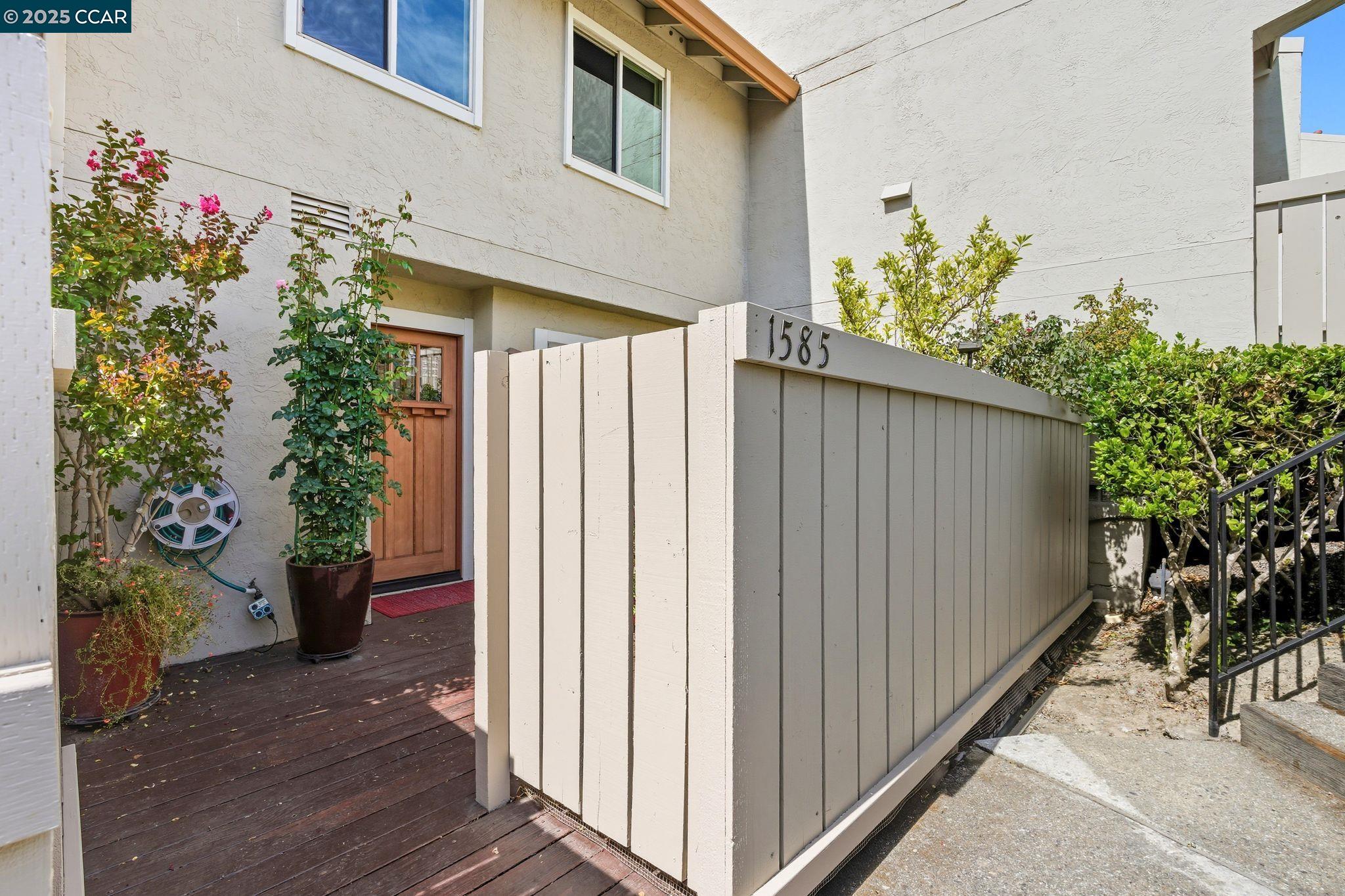 Detail Gallery Image 30 of 32 For 1585 Moraga Way, Moraga,  CA 94556 - 3 Beds | 2/1 Baths