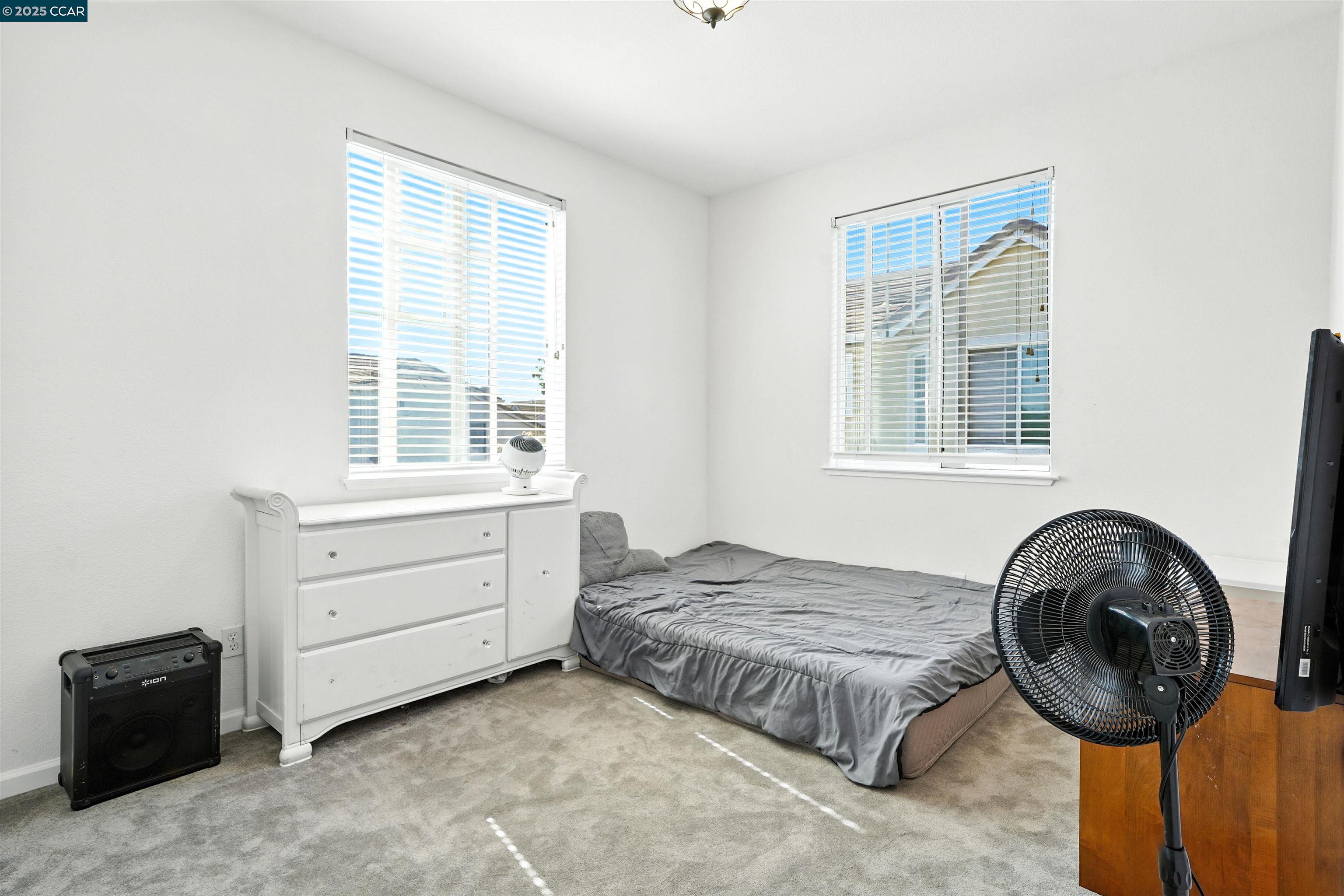 Detail Gallery Image 13 of 23 For 406 Cape May Ct, Pittsburg,  CA 94565 - 3 Beds | 2/1 Baths