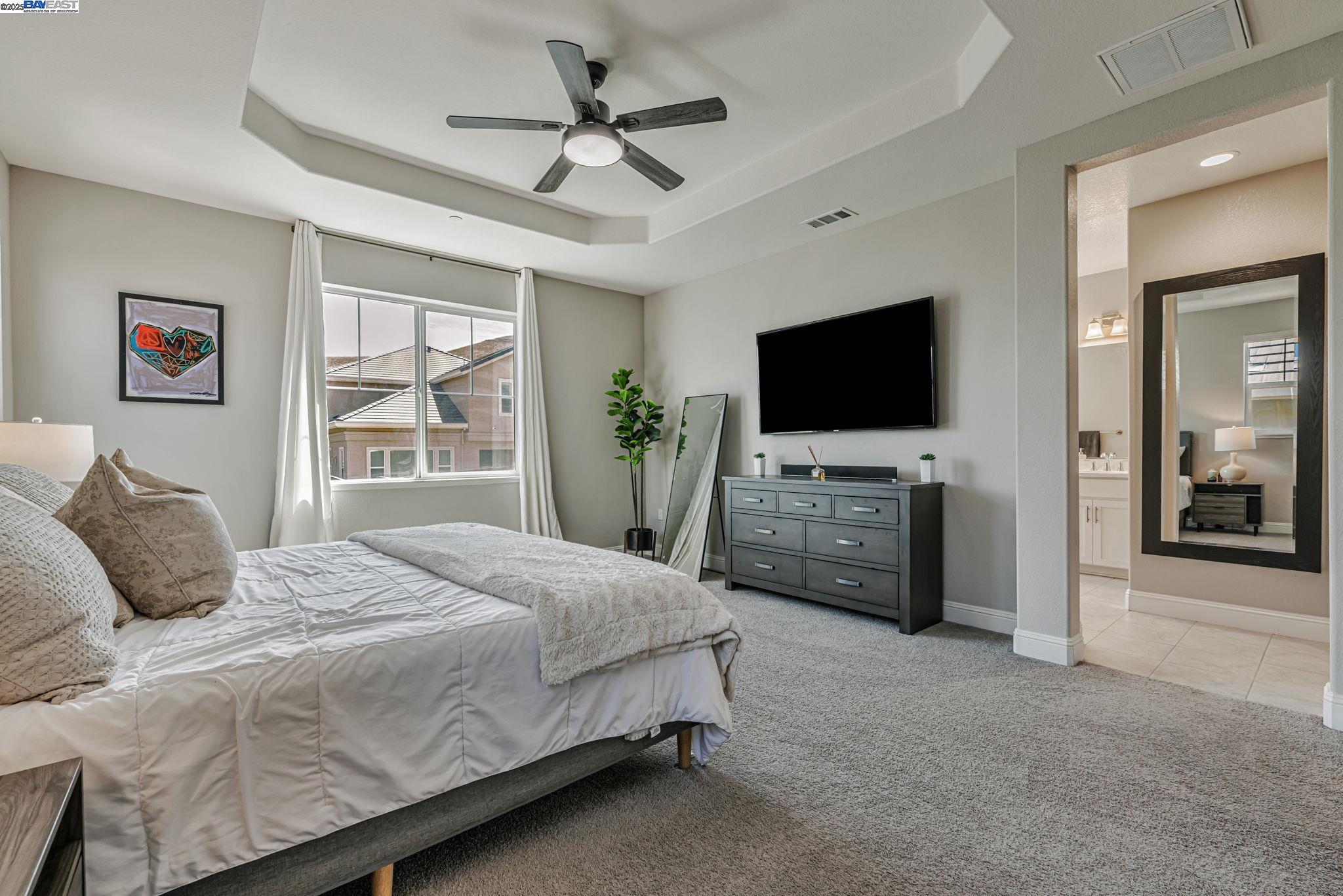 Detail Gallery Image 14 of 33 For 2708 Rio Seco Dr, Bay Point,  CA 94565 - 5 Beds | 3 Baths