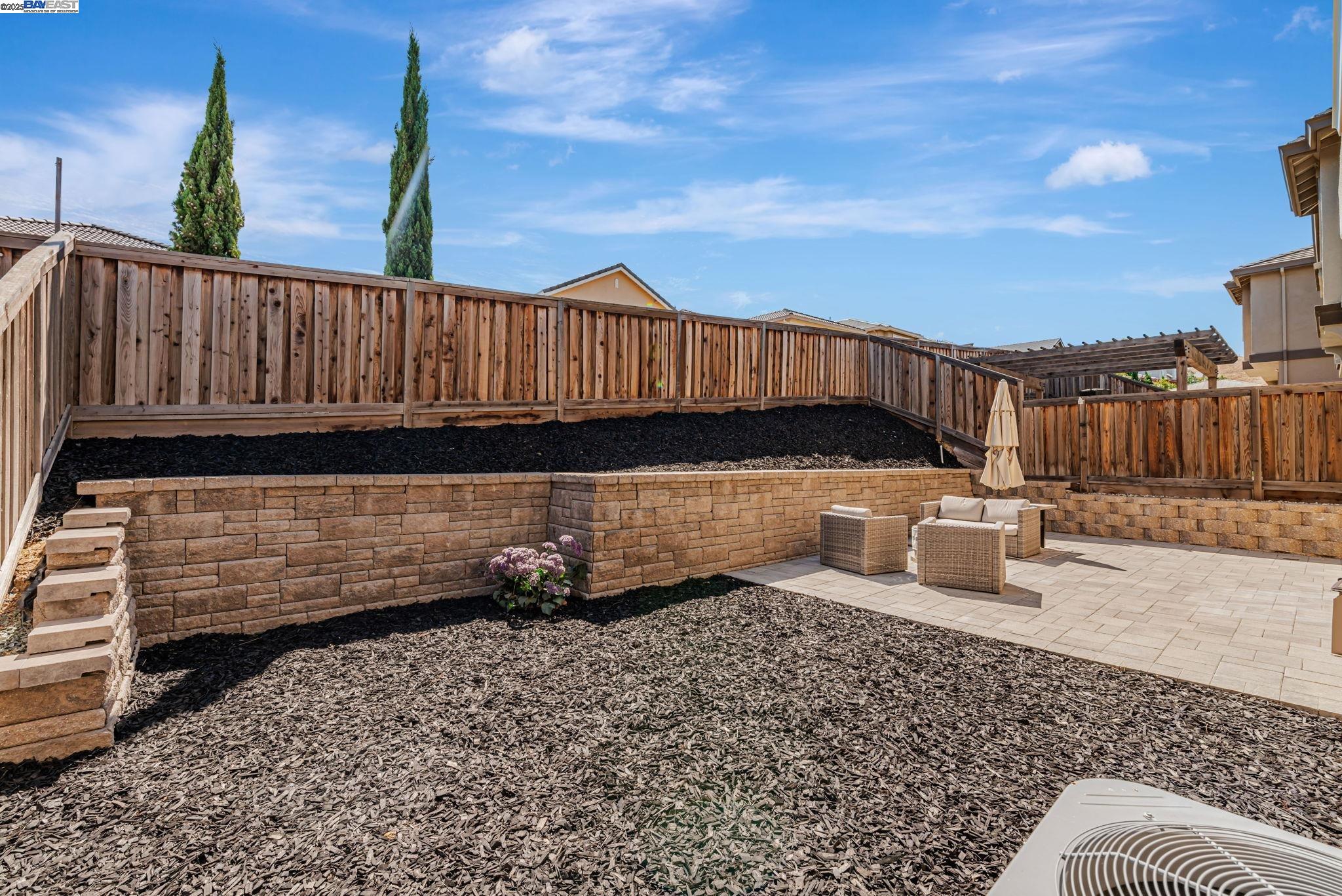 Detail Gallery Image 30 of 33 For 2708 Rio Seco Dr, Bay Point,  CA 94565 - 5 Beds | 3 Baths