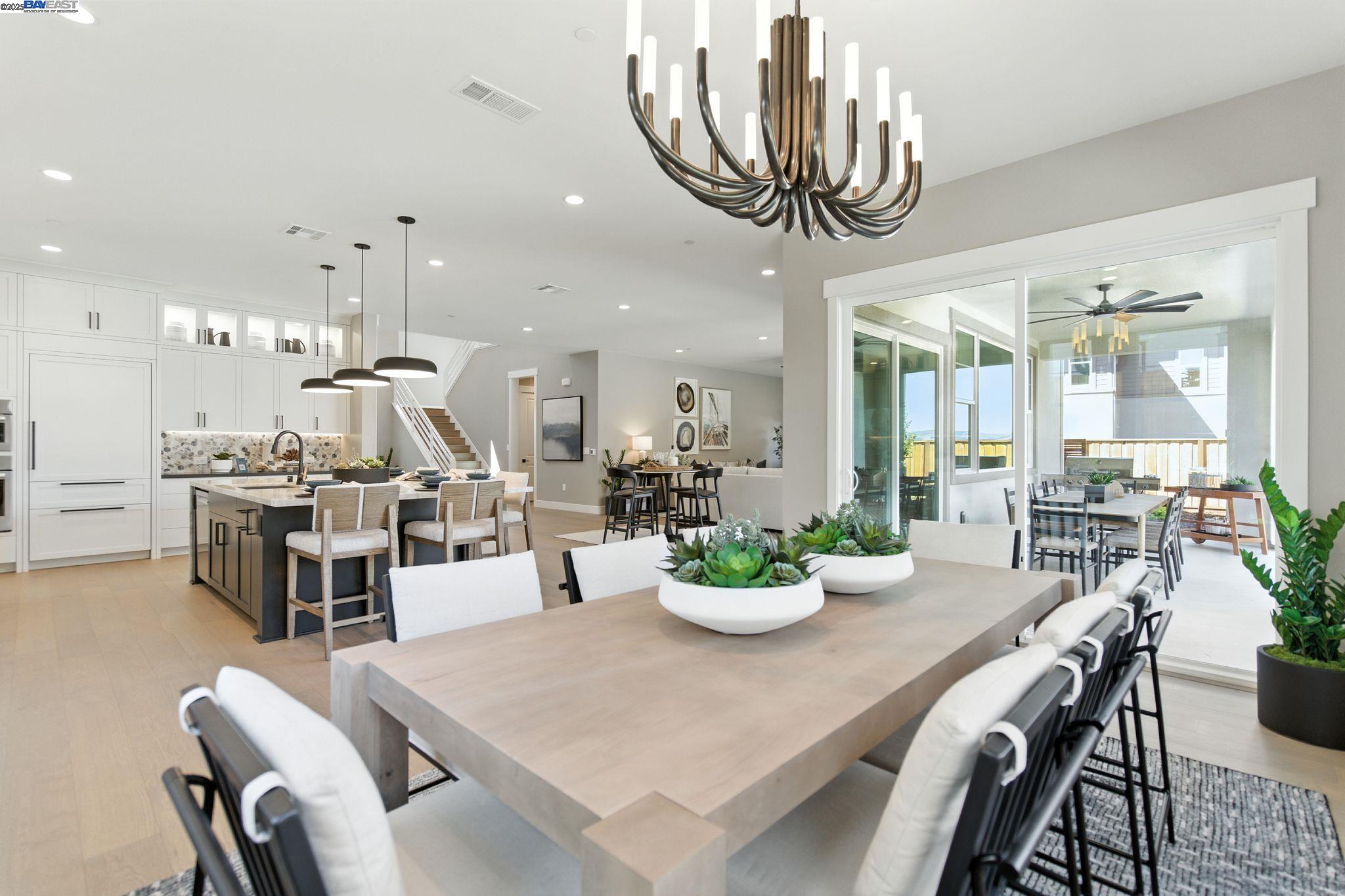 Detail Gallery Image 23 of 60 For 1691 S Wren Street, Dublin,  CA 94568 - 5 Beds | 5/1 Baths
