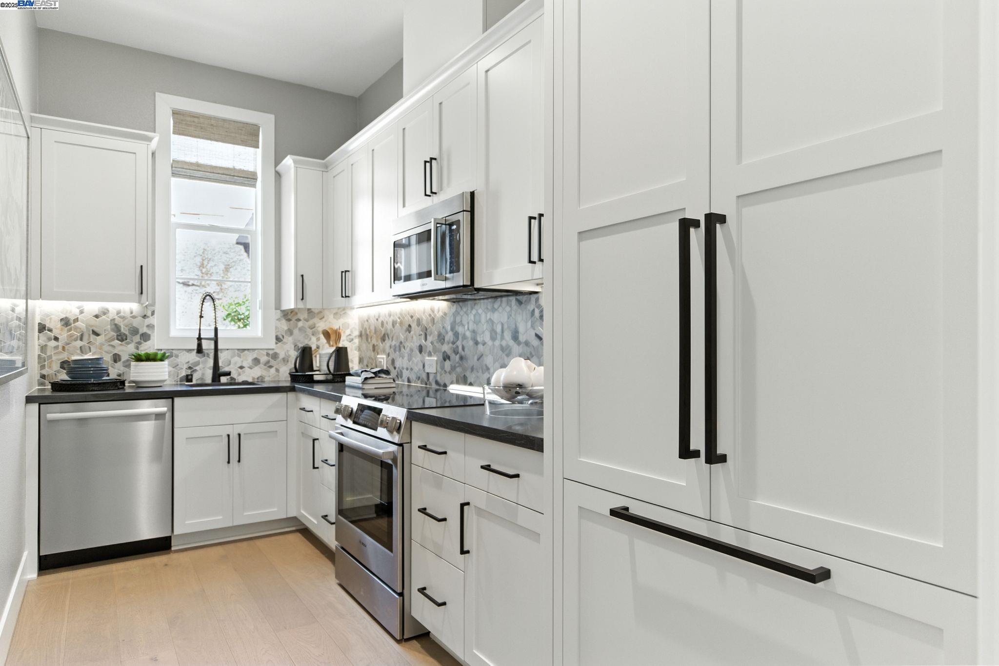Detail Gallery Image 25 of 60 For 1691 S Wren Street, Dublin,  CA 94568 - 5 Beds | 5/1 Baths