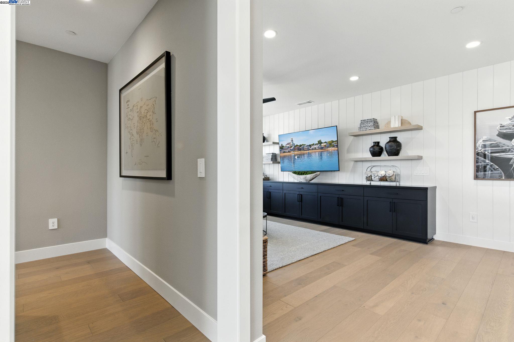 Detail Gallery Image 29 of 60 For 1691 S Wren Street, Dublin,  CA 94568 - 5 Beds | 5/1 Baths