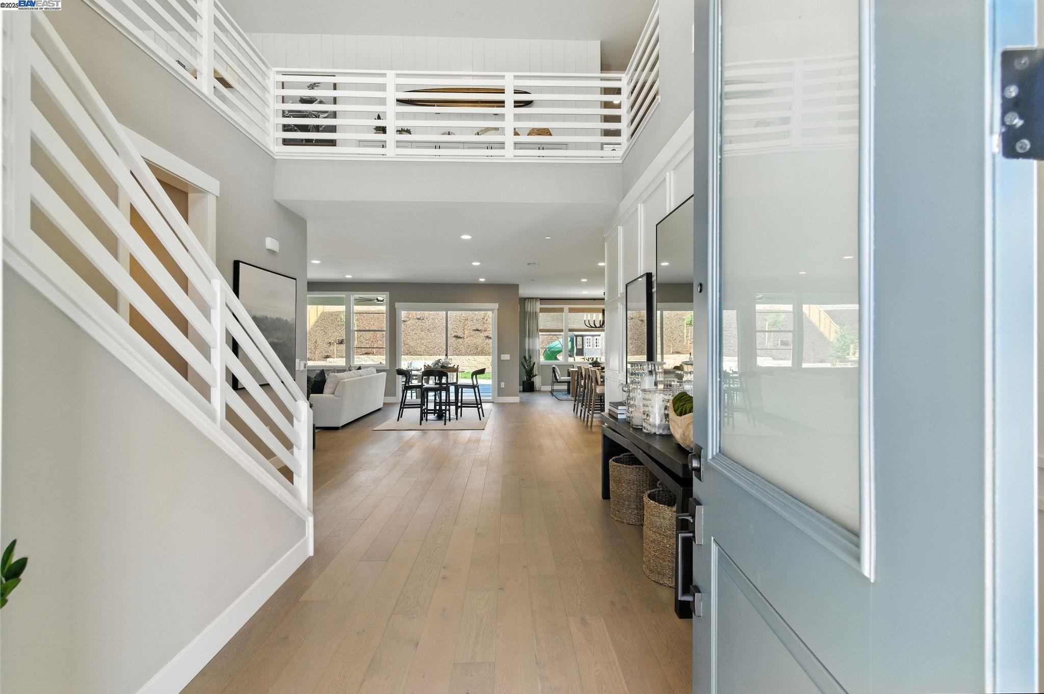 Detail Gallery Image 4 of 60 For 1691 S Wren Street, Dublin,  CA 94568 - 5 Beds | 5/1 Baths